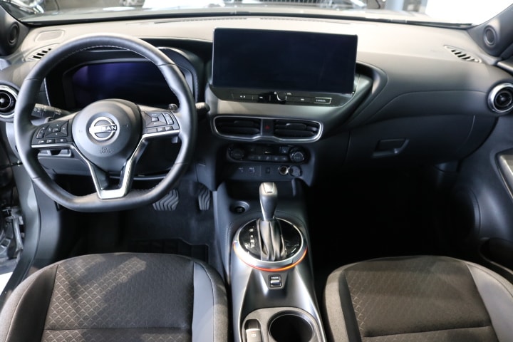 NISSAN Juke 1.0 DIG-T N-Connecta DCT-image-23