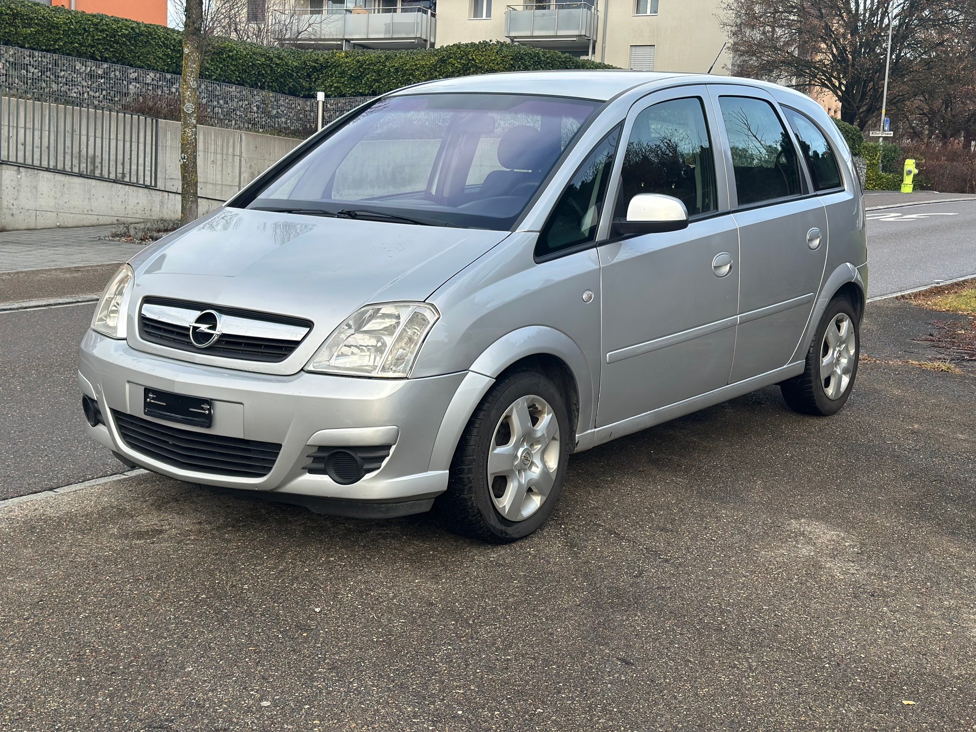 OPEL Meriva 1.8i 16V Cosmo