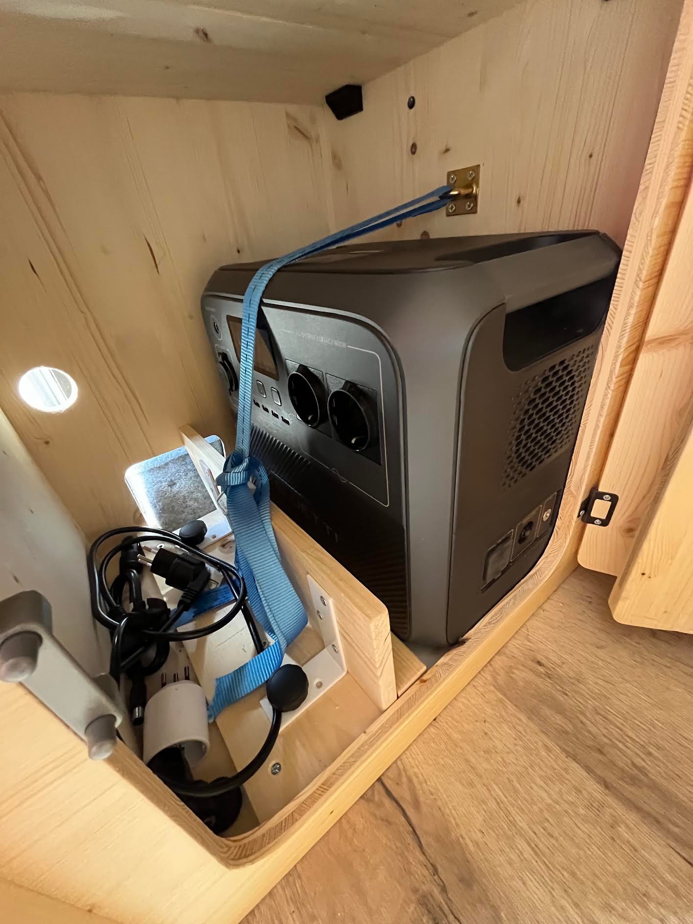 VW T6.1 2L 150CV 4Motion boîte automatique DSG aménagement camper récent, comme neuf-image-17