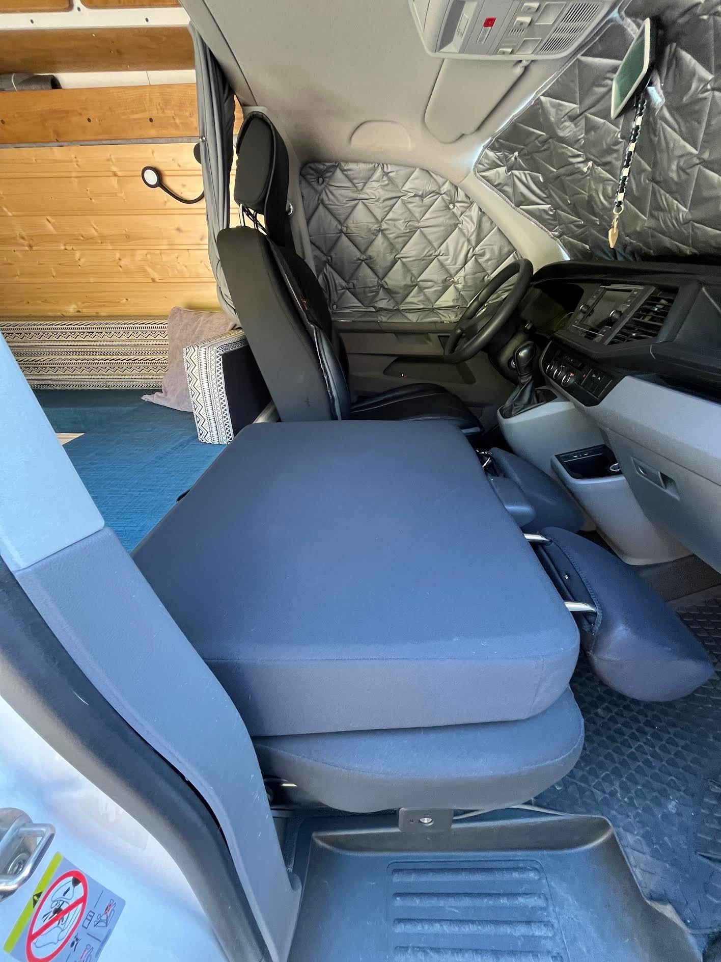 VW T6.1 2L 150CV 4Motion boîte automatique DSG aménagement camper récent, comme neuf-image-4