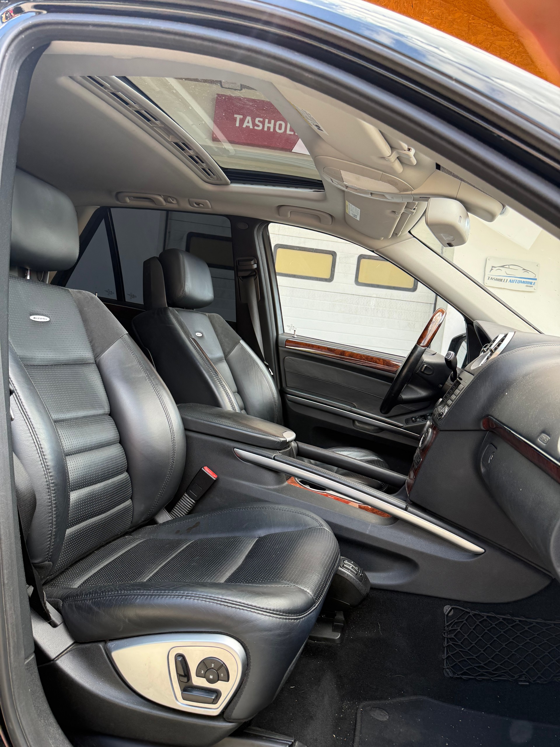 MERCEDES-BENZ ML 63 AMG-image-6