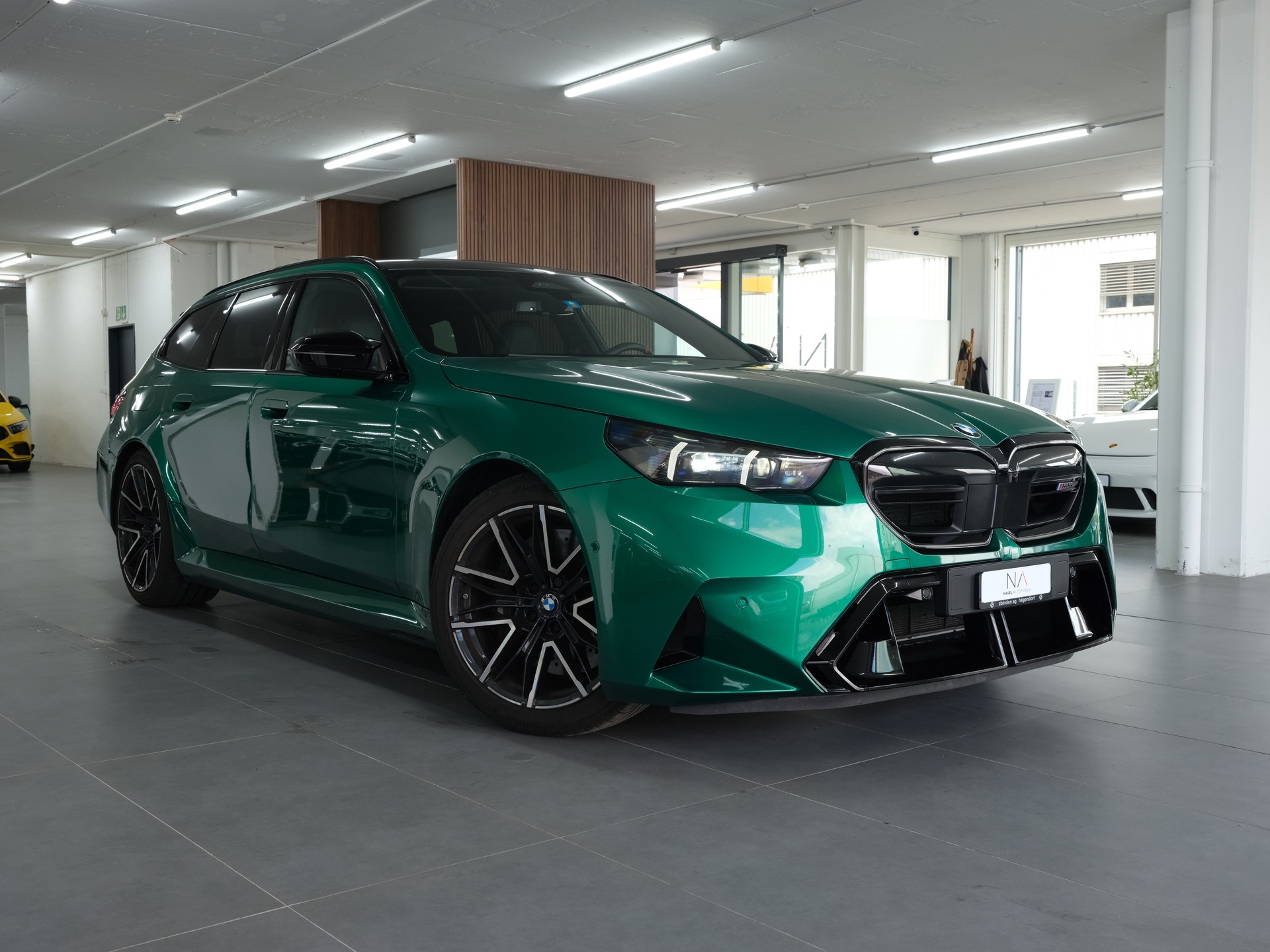 BMW M5 xDrive Touring *M-Performance* *Individual* *Werksgarantie*