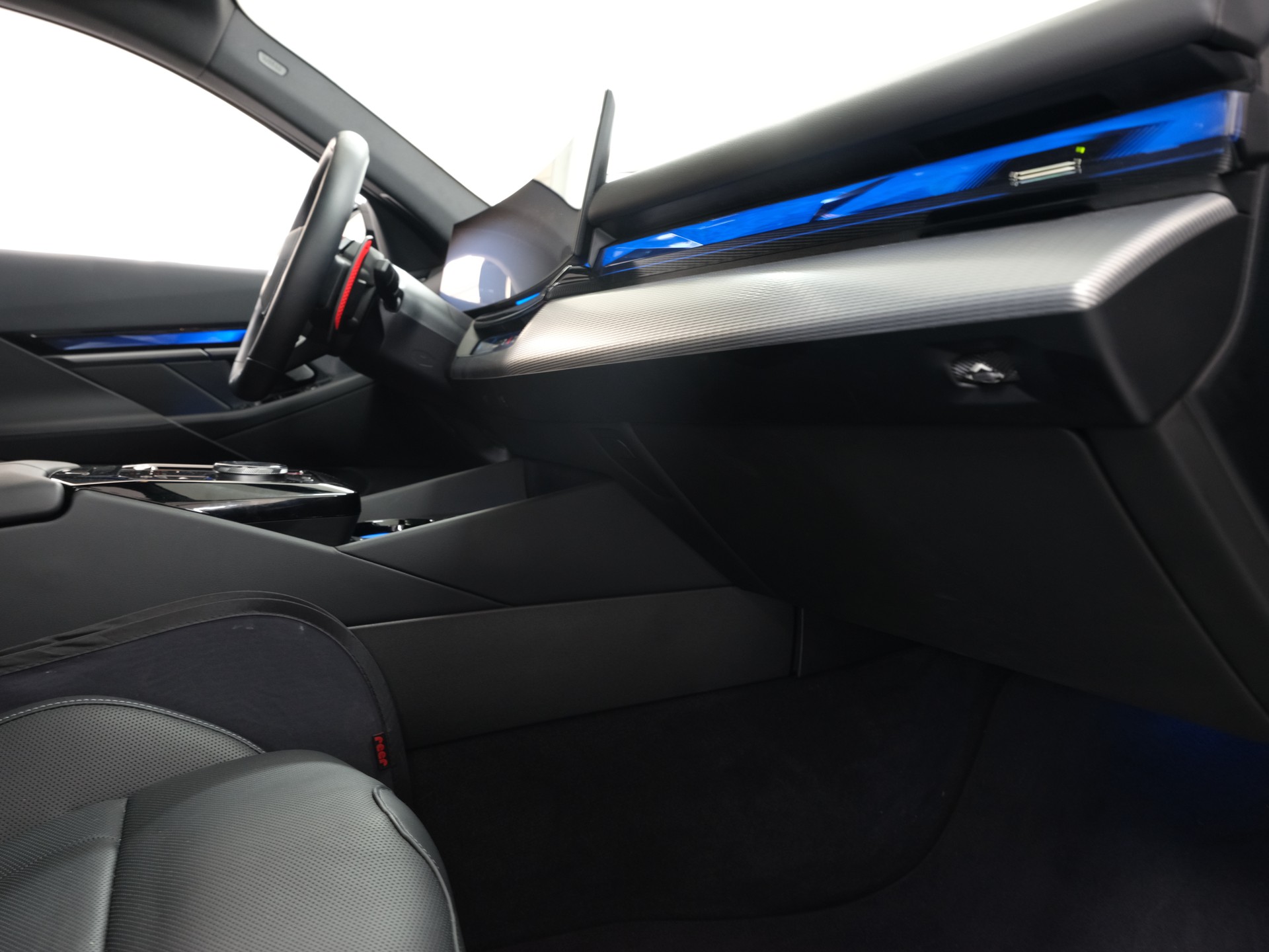BMW M5 xDrive Touring *M-Performance* *Individual* *Werksgarantie*-image-33