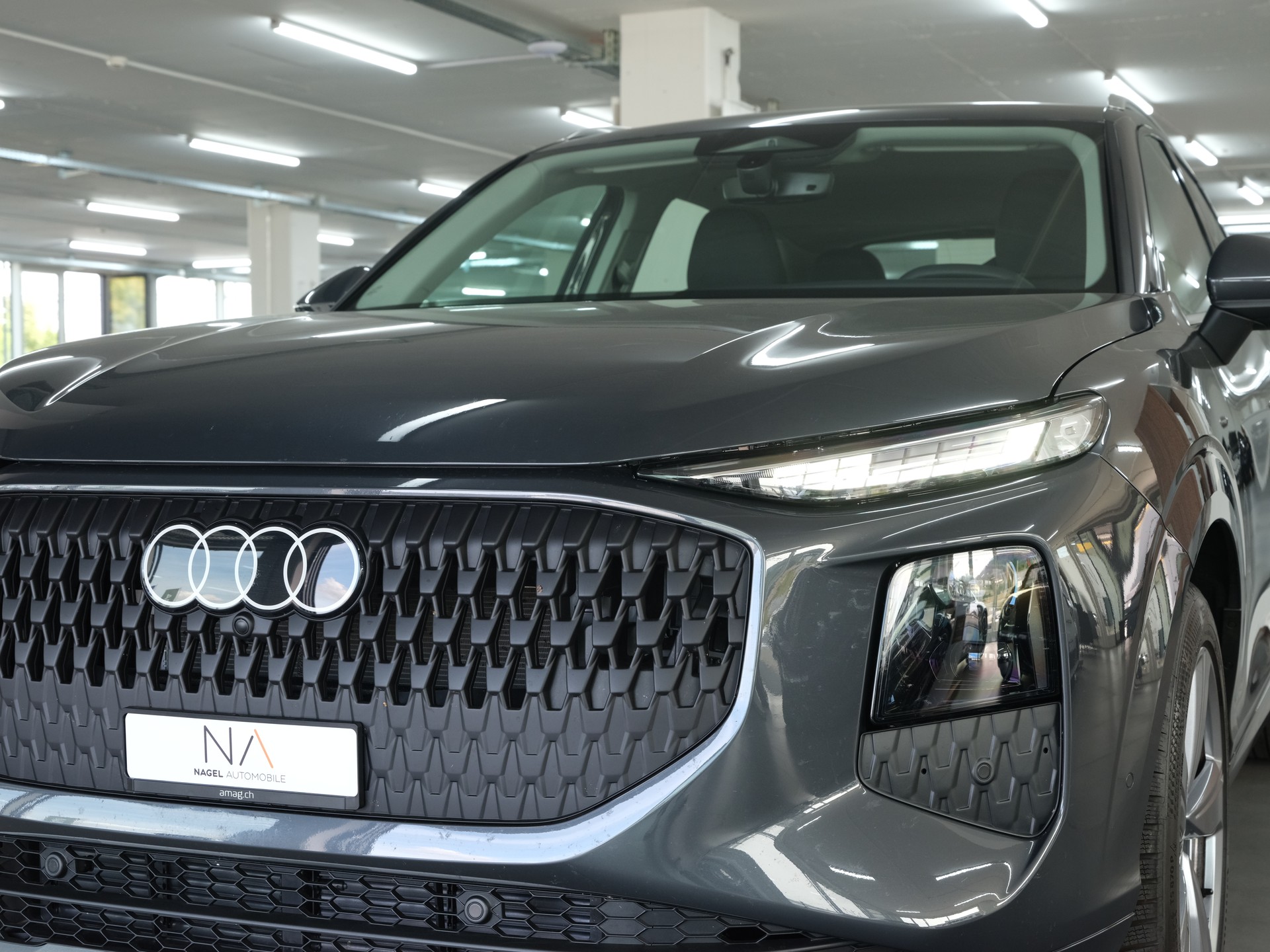 AUDI Q3 SUV TFSI quattro 150 kW S tronic *Werksgarantie* *1.Hand* *Neuwagen*-image-9