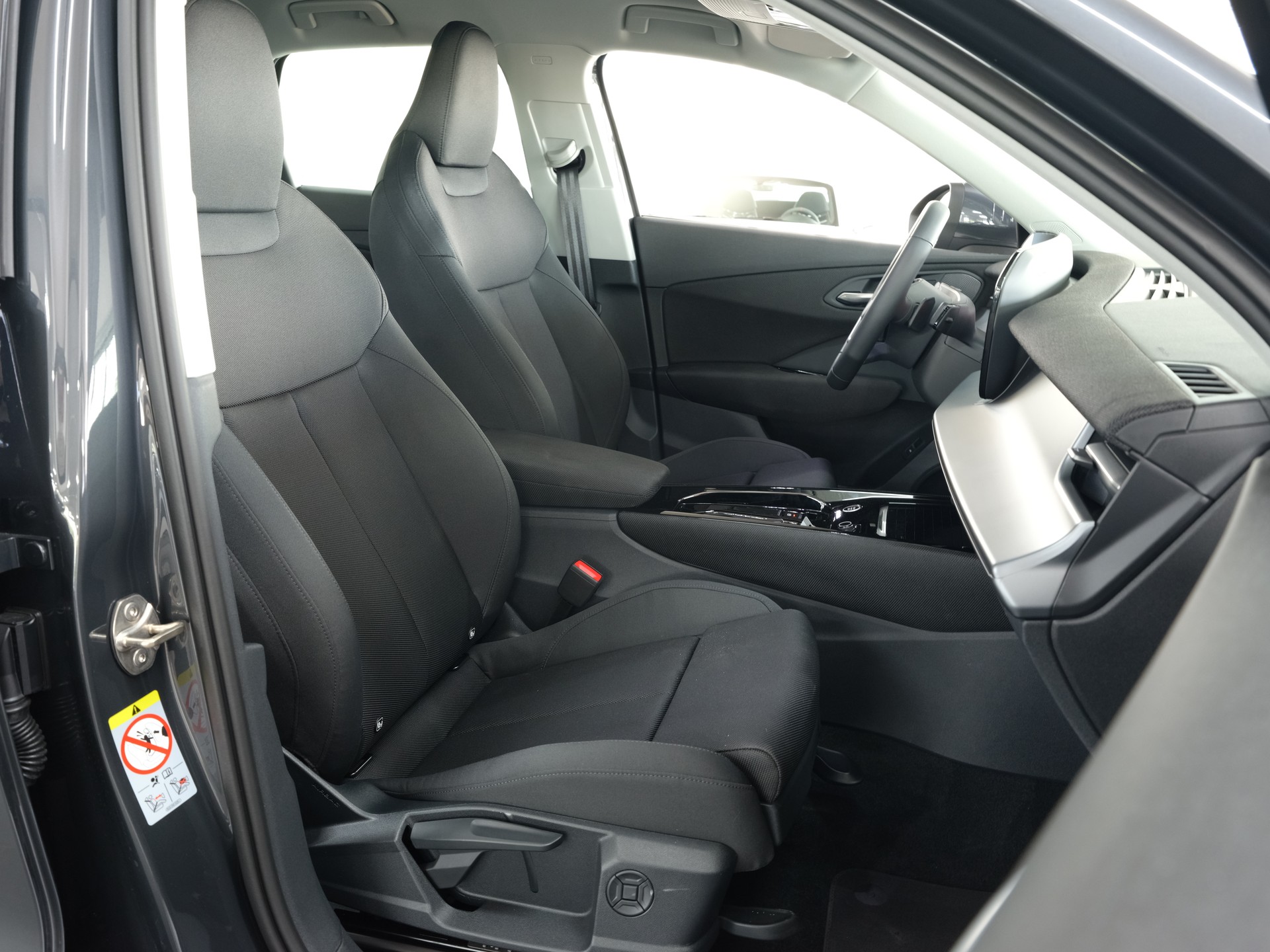 AUDI Q3 SUV TFSI quattro 150 kW S tronic *Werksgarantie* *1.Hand* *Neuwagen*-image-29
