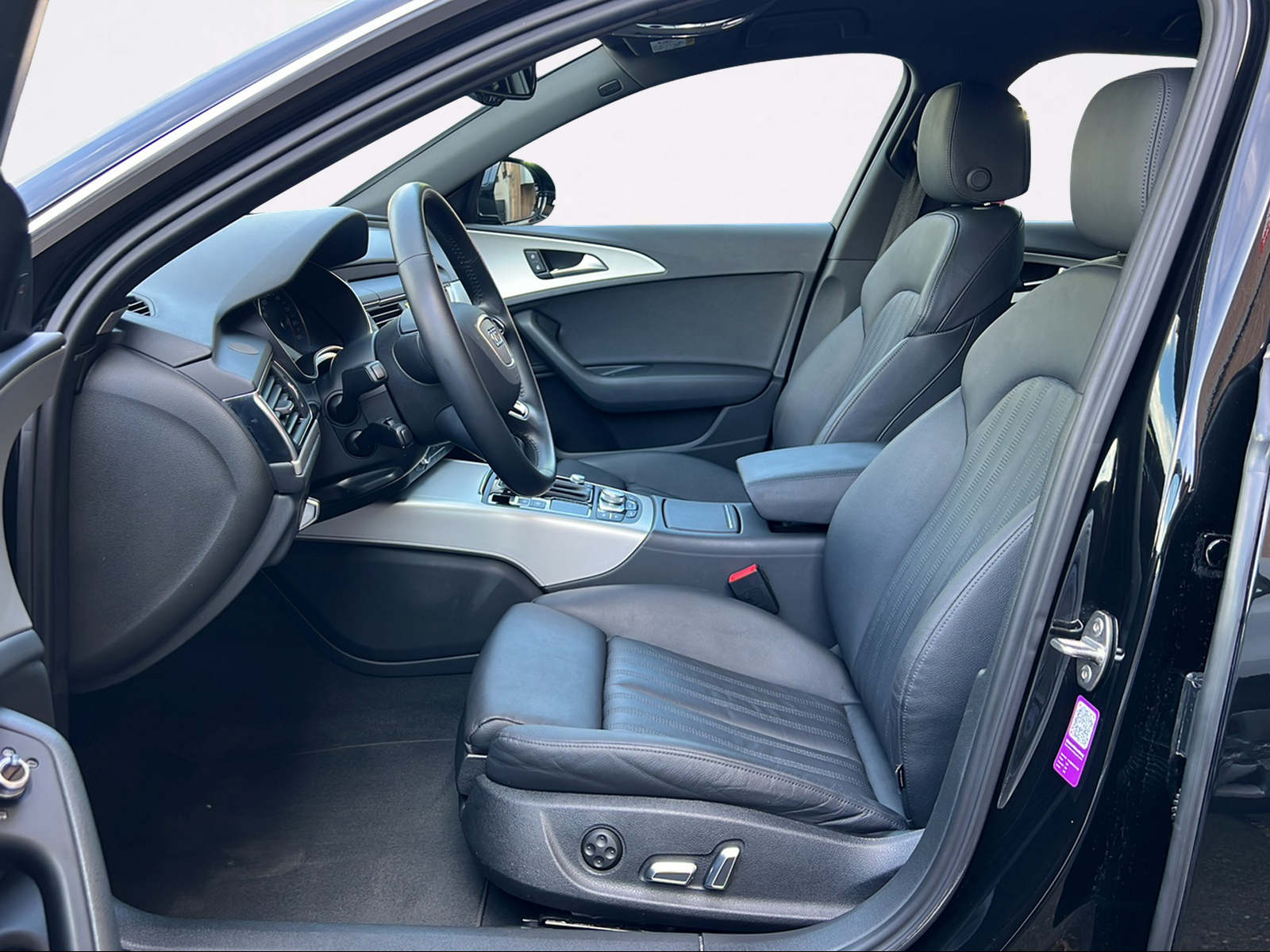 AUDI A6 Avant 3.0 TDI V6 quattro S-tronic-image-3
