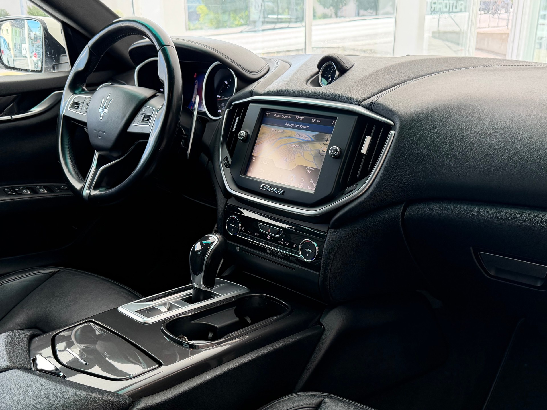 MASERATI Ghibli Sport D 3.0 V6 Automatica **Frisch ab MFK**-image-18