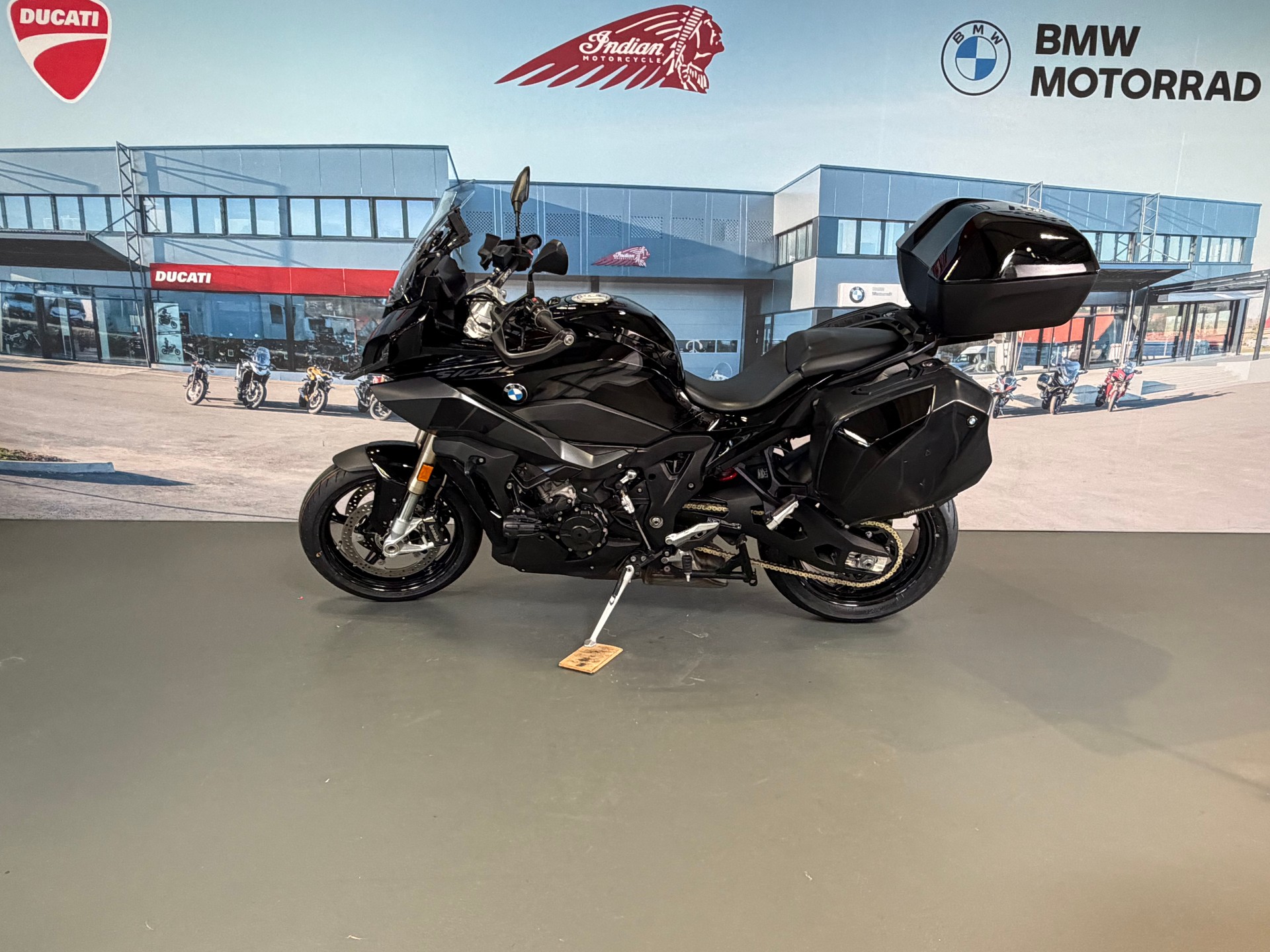 BMW S 1000 XR ABS-image-3