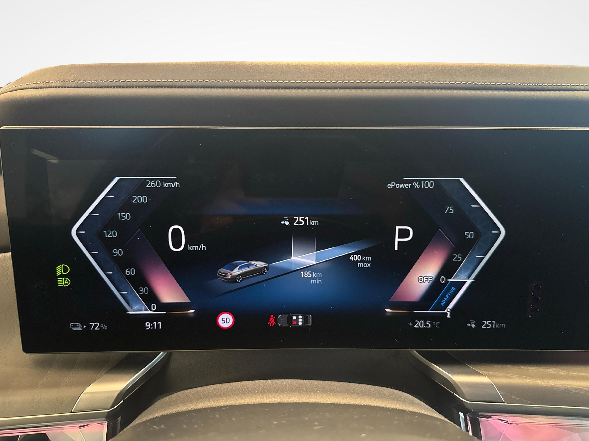 BMW i7 xDrive60-image-13