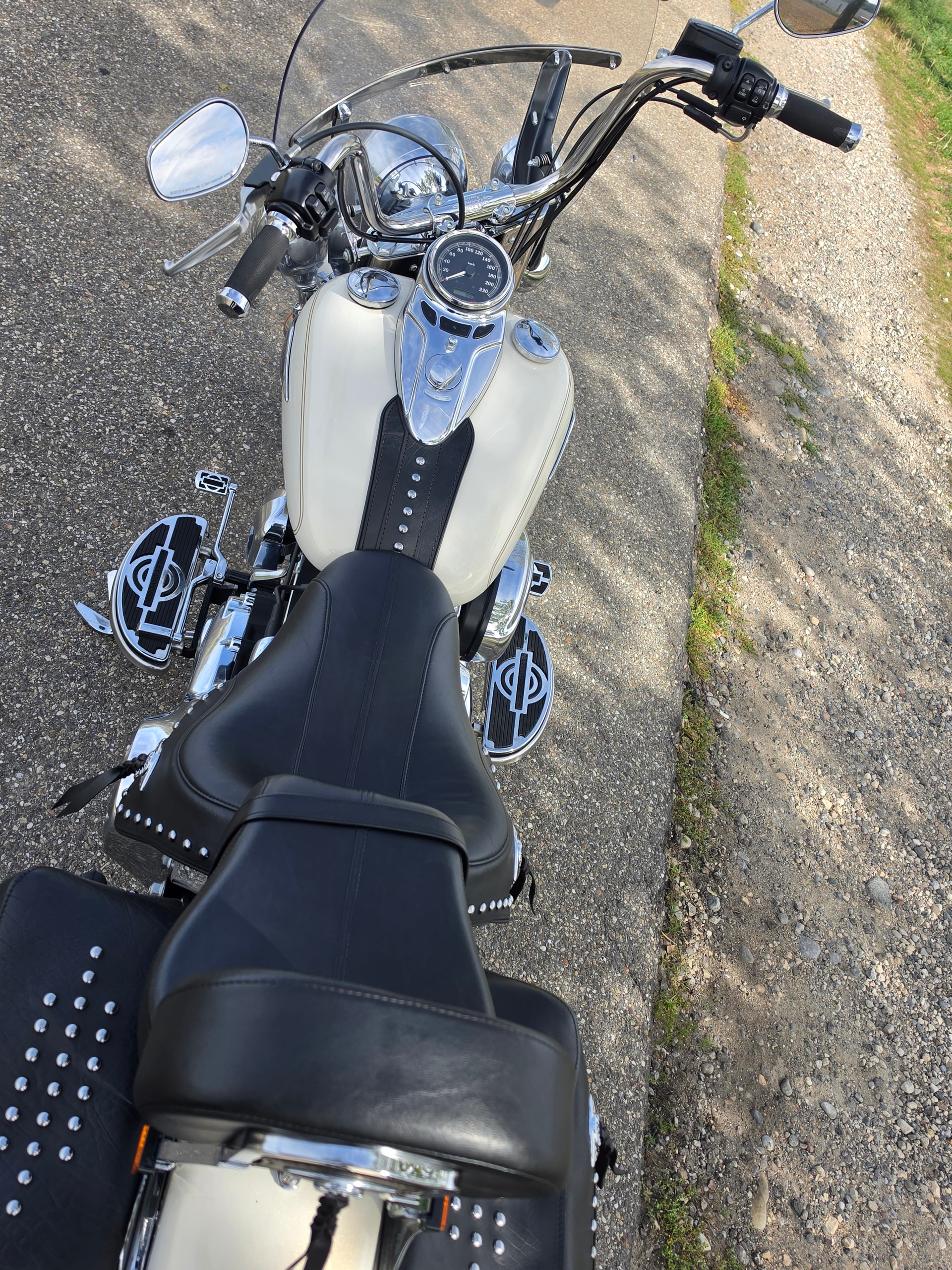 HARLEY-DAVIDSON Heritage Classic 103-image-0