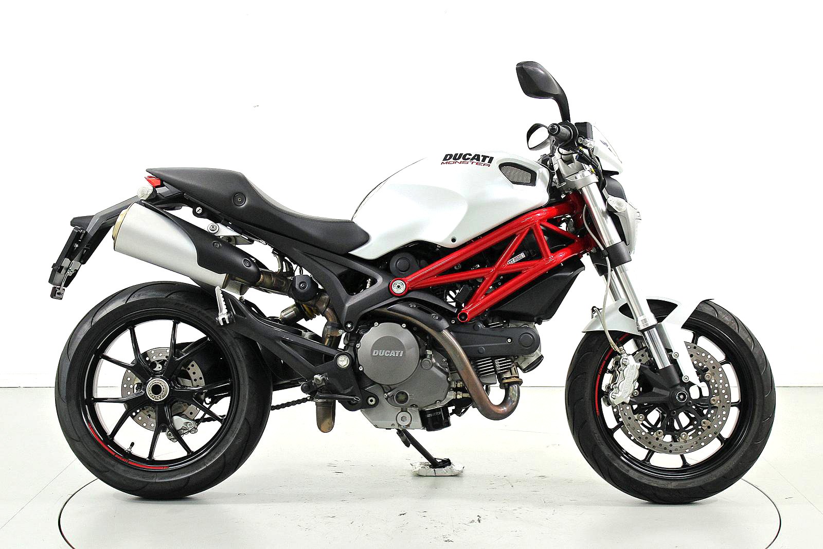 DUCATI Monster 796 ABS-image-3
