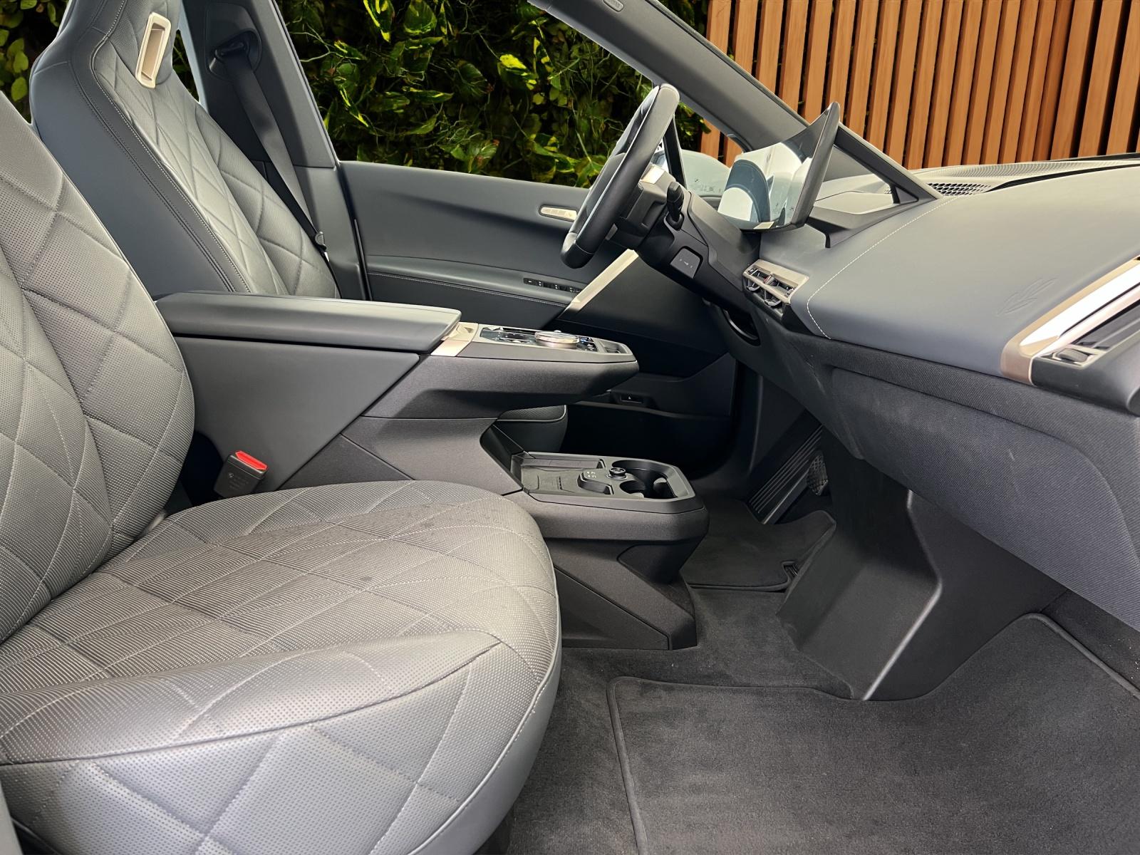 BMW iX xDrive40 (CH)🔋-image-11
