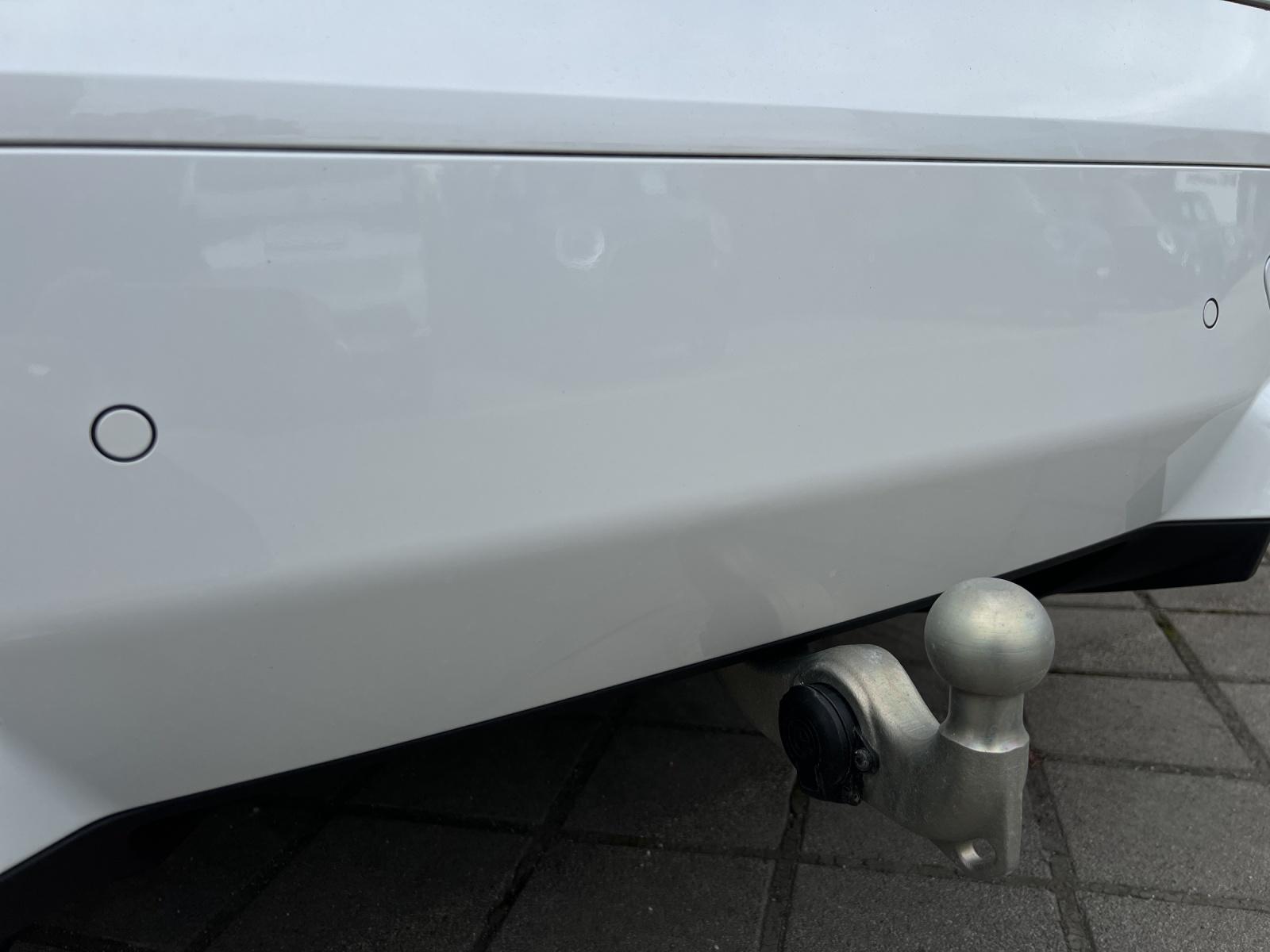 BMW iX xDrive40 (CH)🔋-image-10