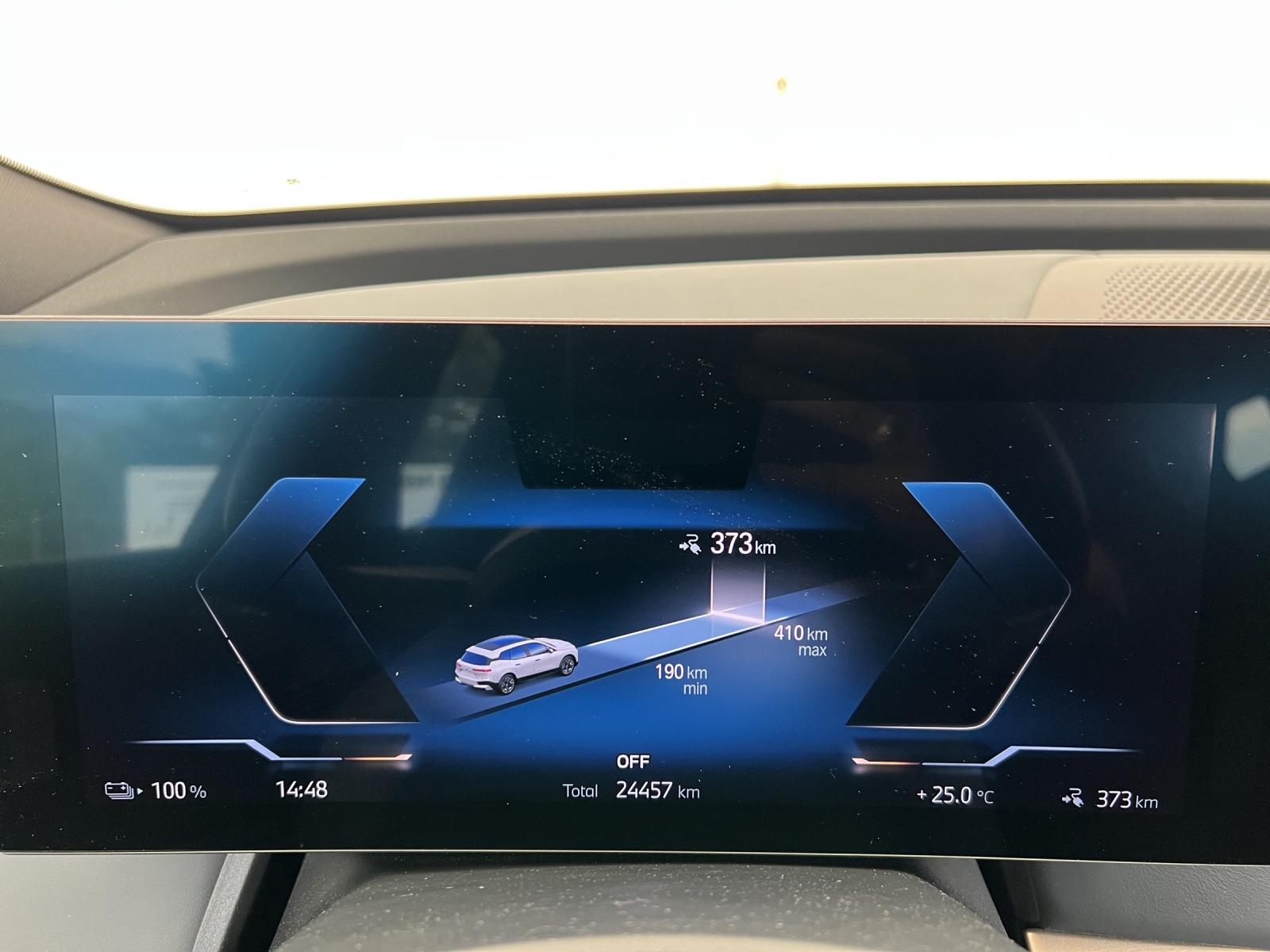 BMW iX xDrive40 (CH)🔋-image-15