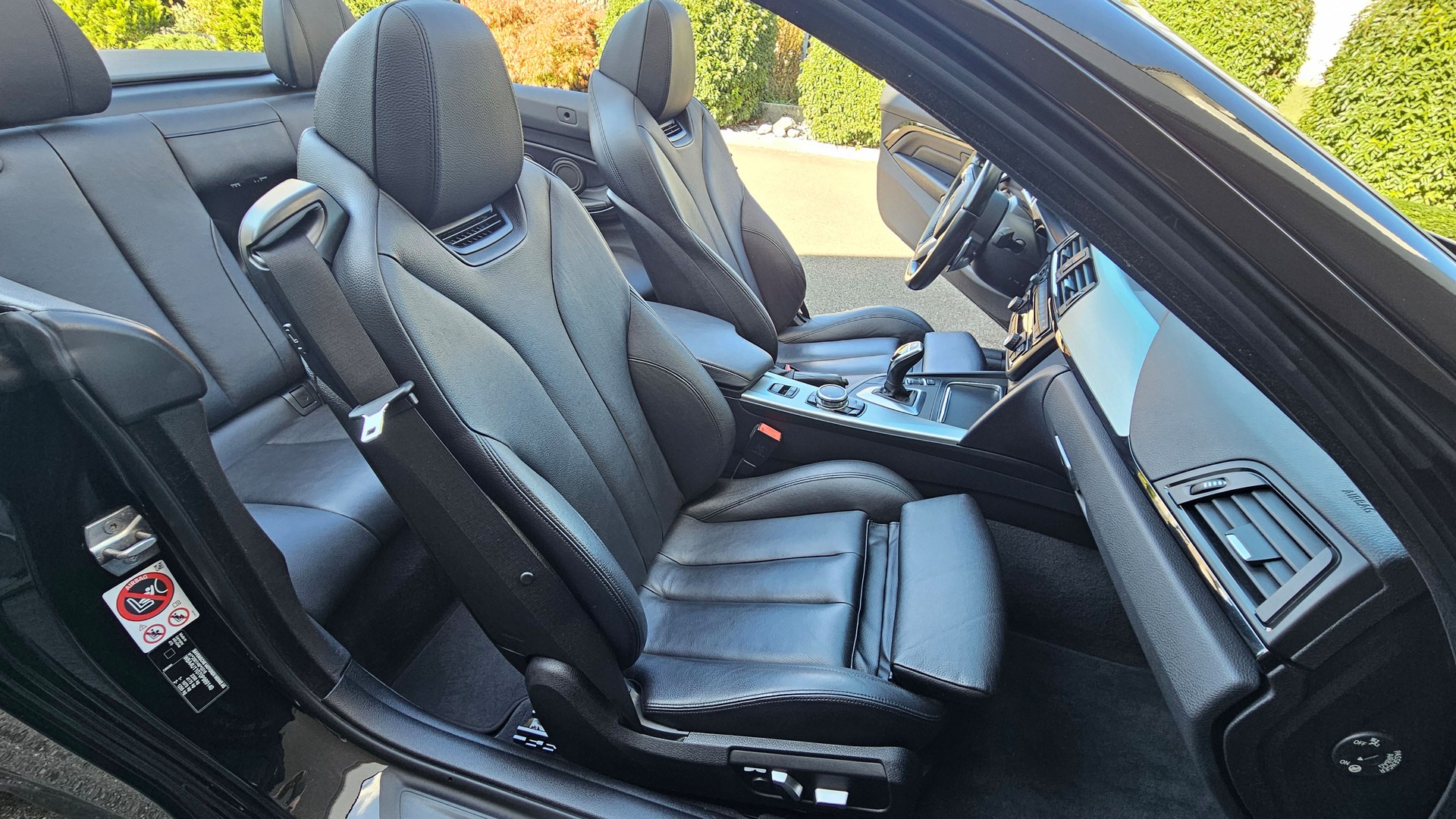 BMW 440i xDrive-image-11