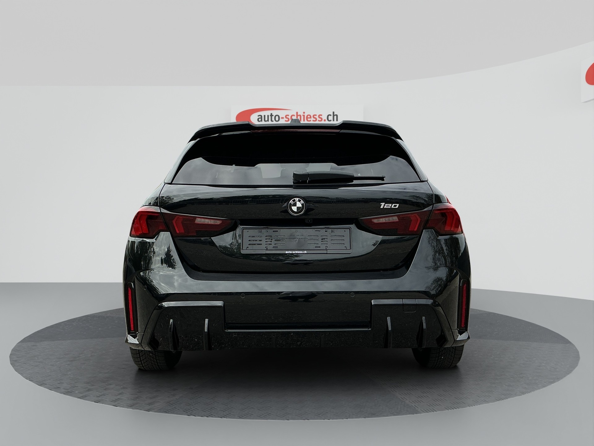 BMW 120 M Sport Pro Steptronic-showroom-element-3