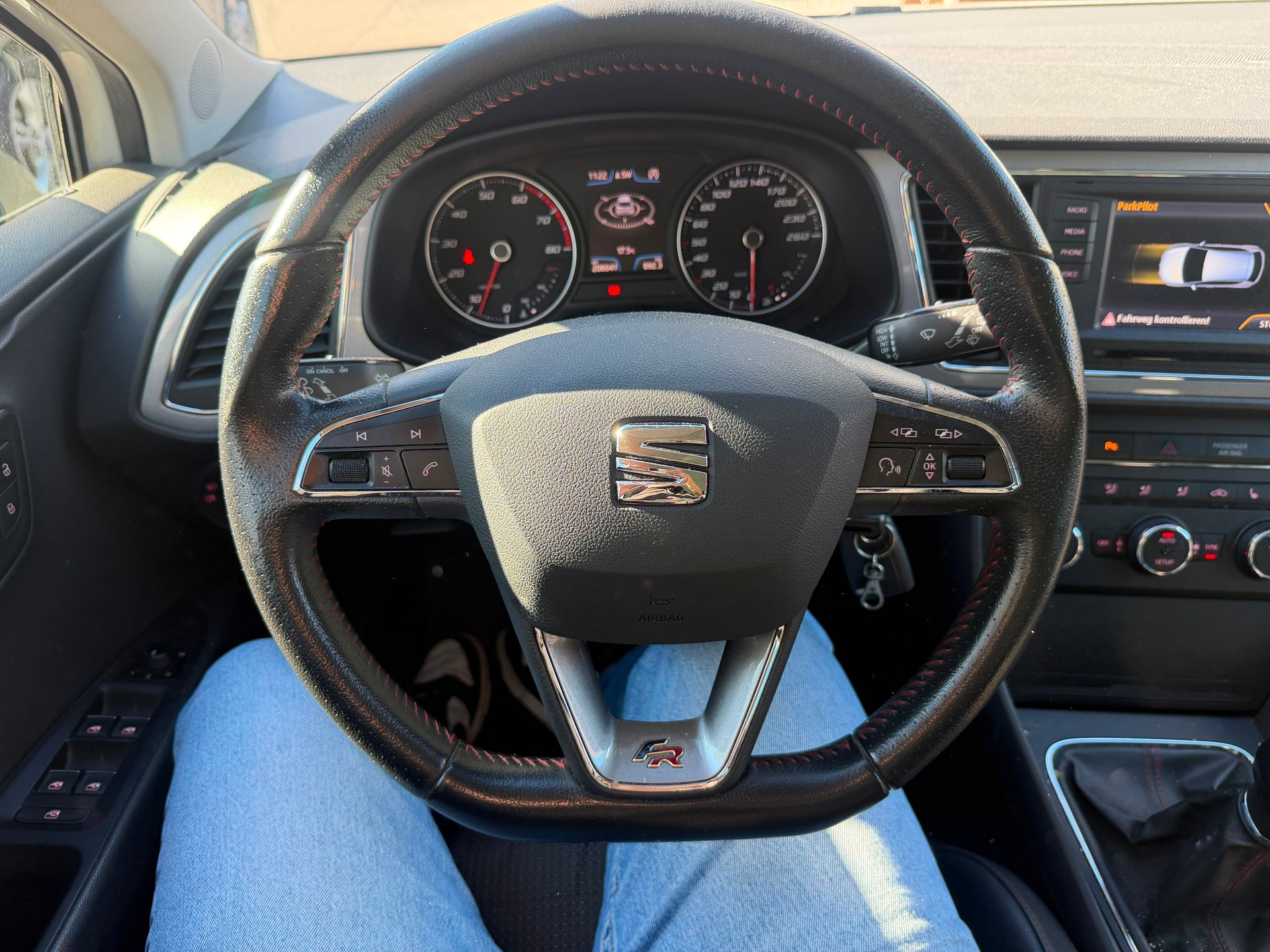 SEAT Leon SC 1.4 TSI FR-image-9