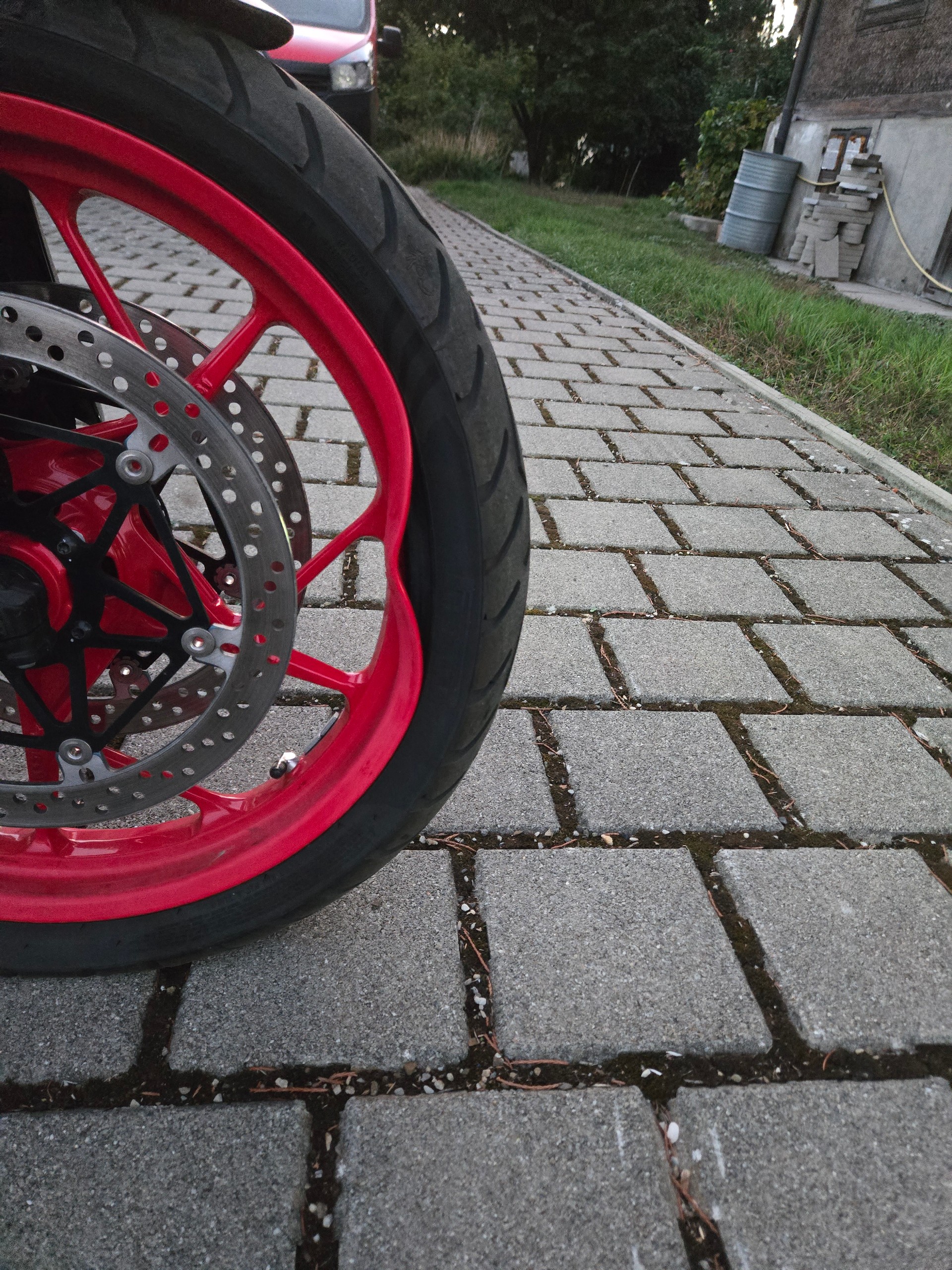 DUCATI MULTISTRADA V4 S-image-4