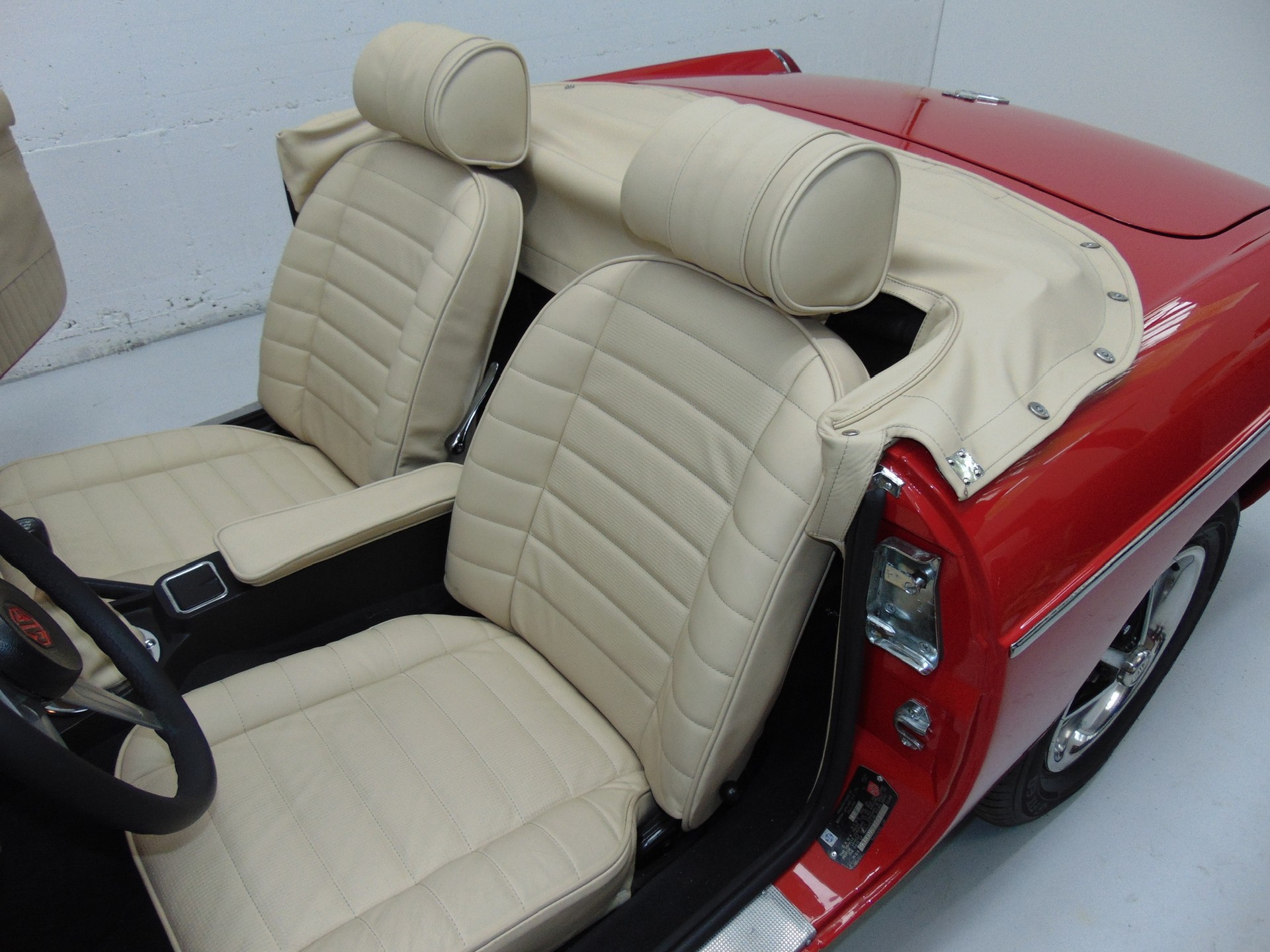 MG MGB-image-4