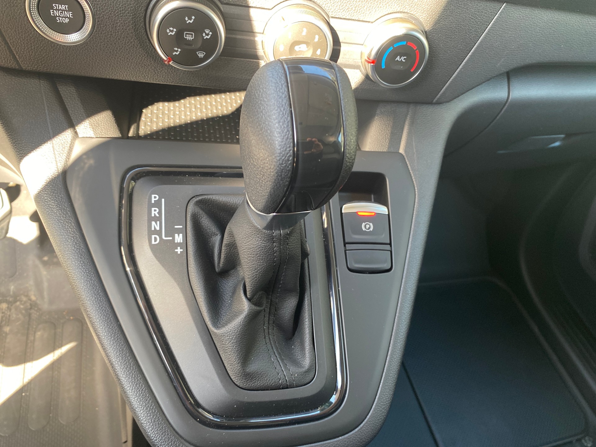 NISSAN Townstar 1.3 DIG-T L1 N-Conneta DCT-image-14
