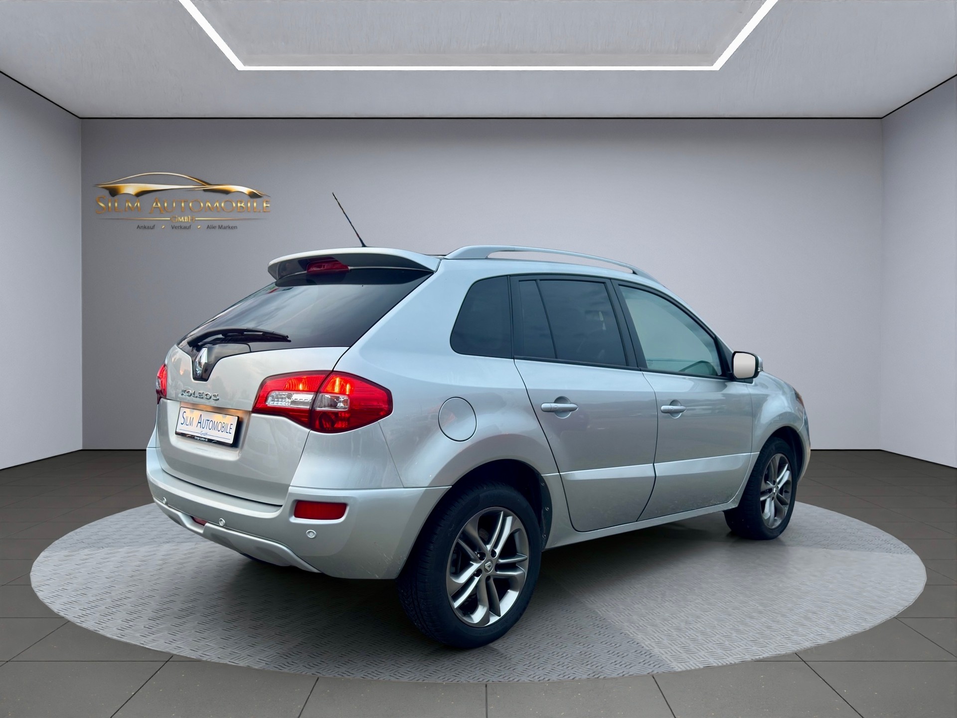 RENAULT Koleos 2.0 dCi Bose 4x4 Automatic-image-5