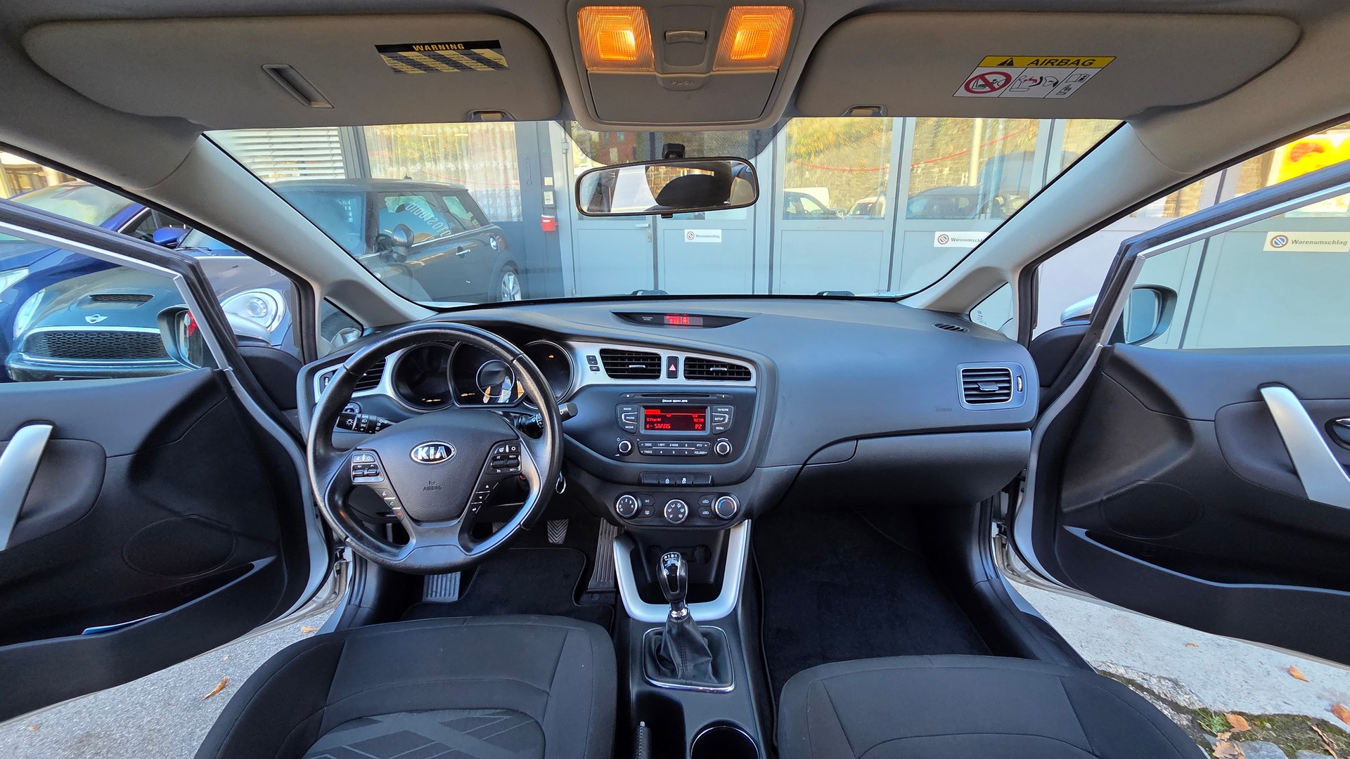 KIA CEED-image-12
