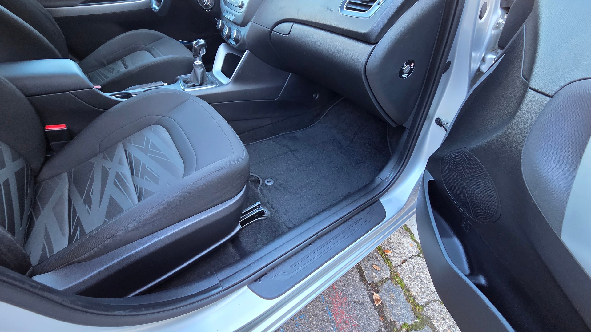 KIA CEED-image-9