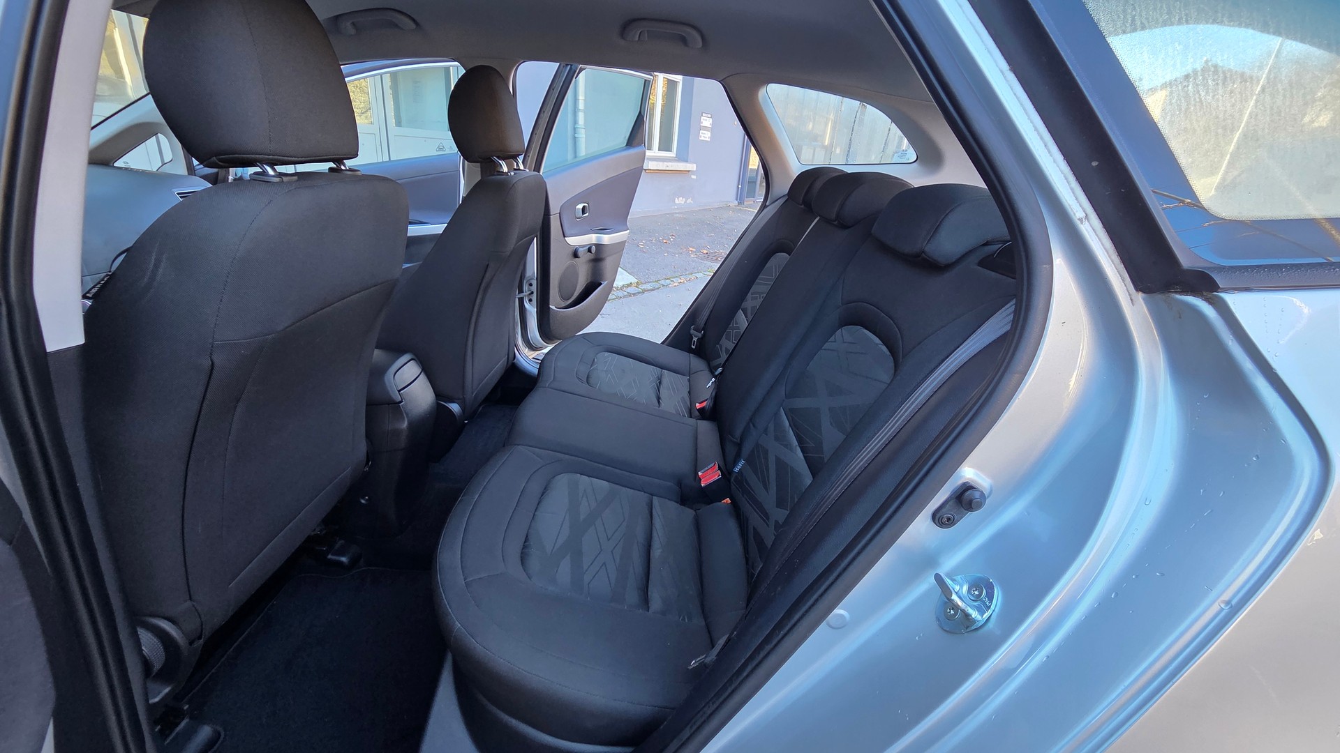 KIA CEED-image-11
