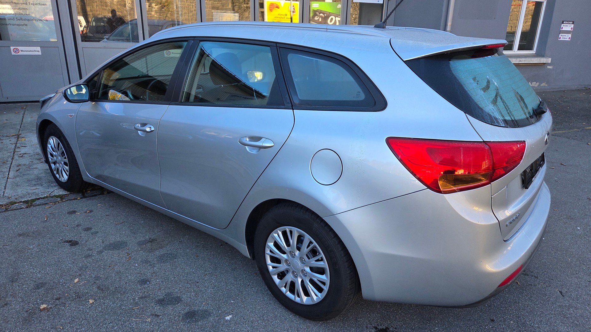 KIA CEED-image-6