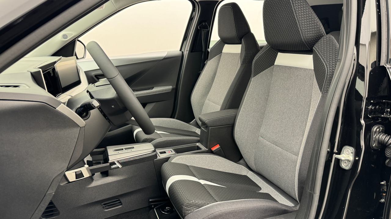 OPEL Frontera-e 44 kWh GS-image-4