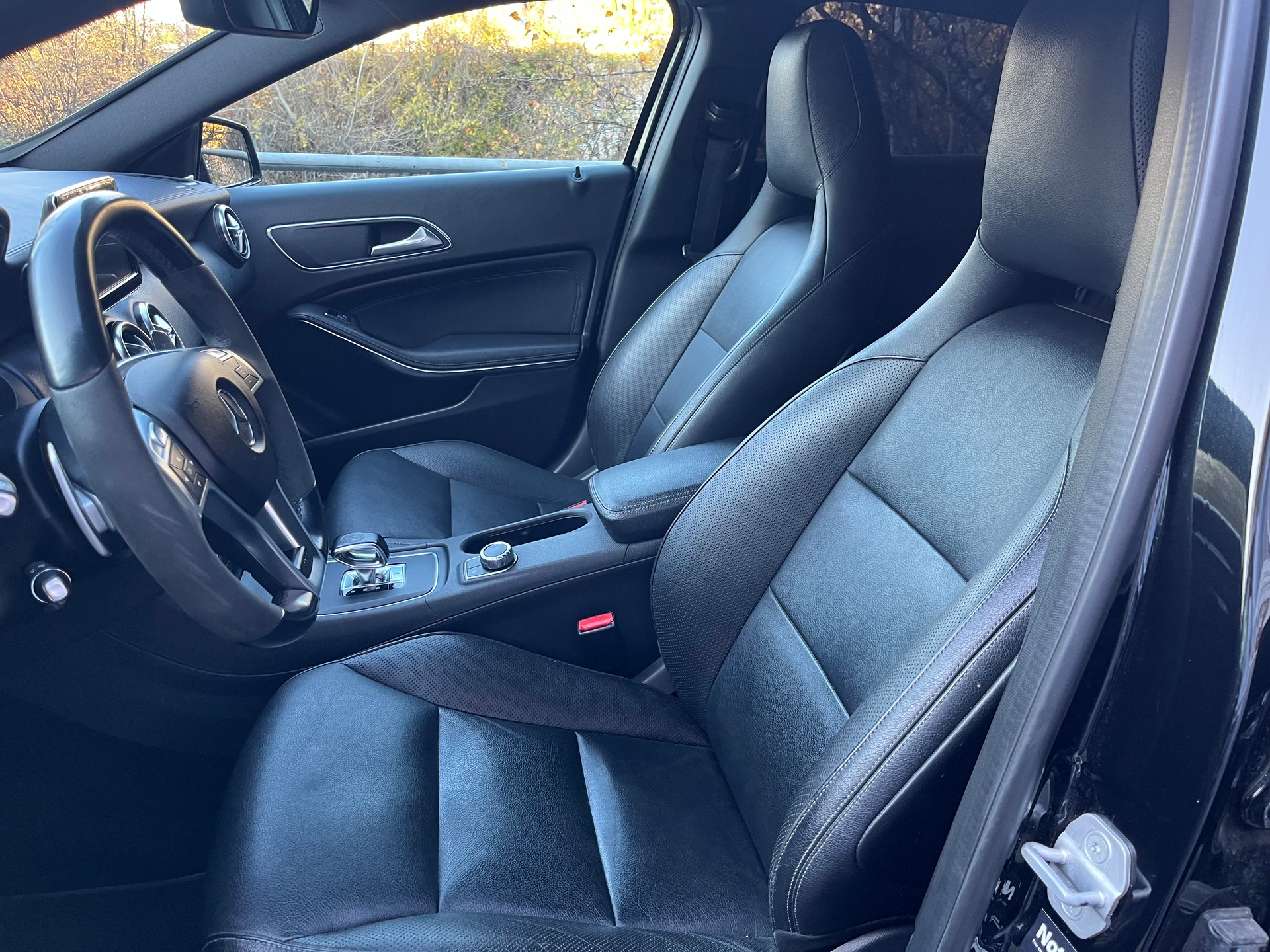 MERCEDES-BENZ A 45 AMG 4Matic Speedshift 7G-DCT-image-9