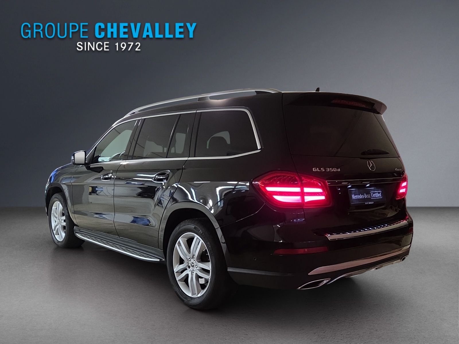 MERCEDES-BENZ GLS 350 d 4Matic-showroom-element-3