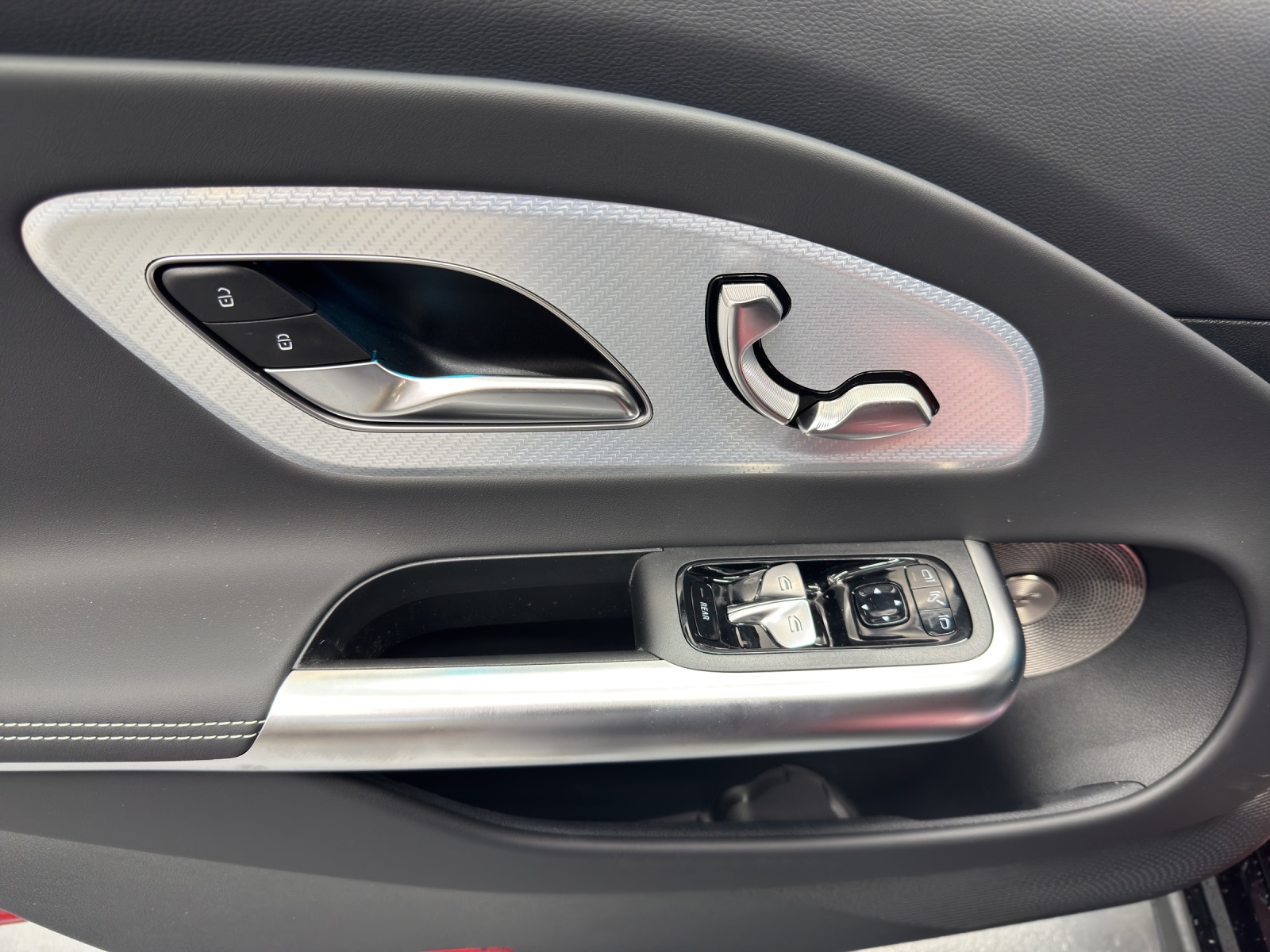 MERCEDES-BENZ CLA 350 AMG Line 4Matic-image-14