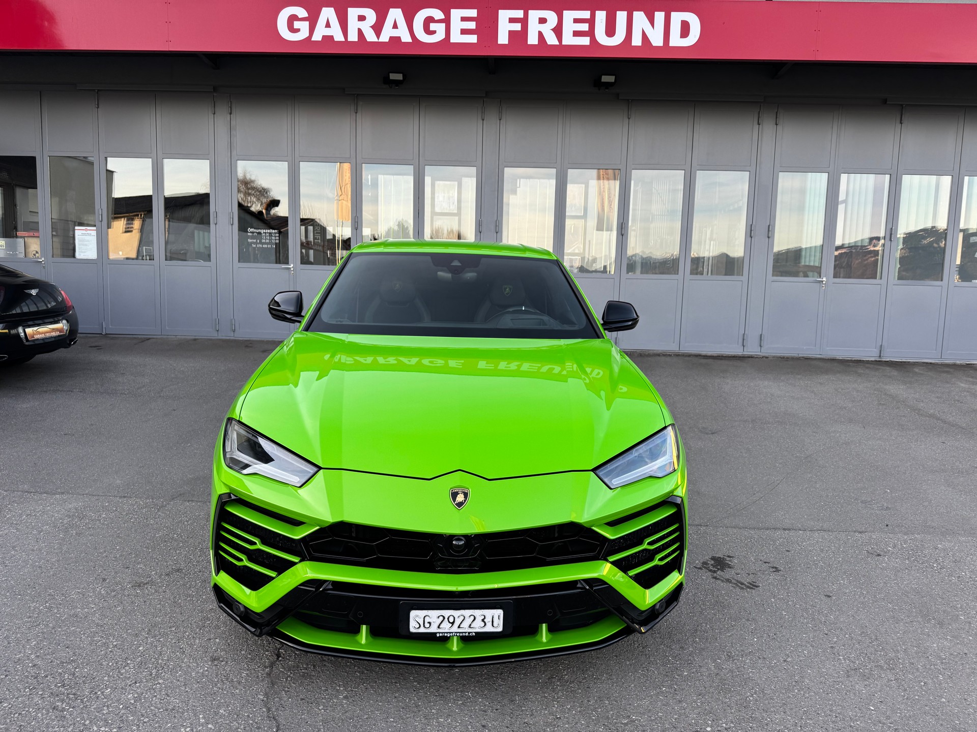 LAMBORGHINI Urus E-Gear-image-6