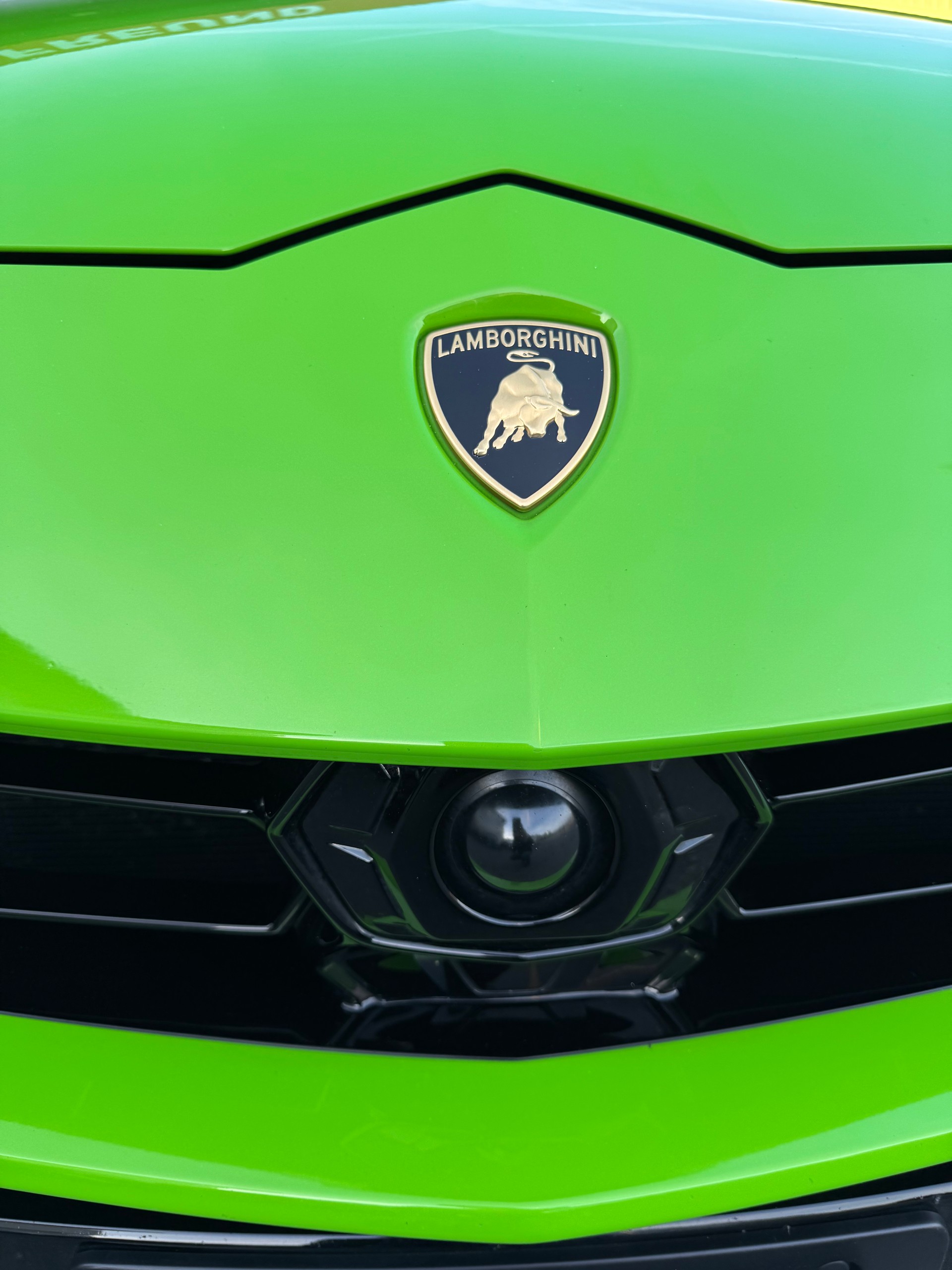 LAMBORGHINI Urus E-Gear-image-1