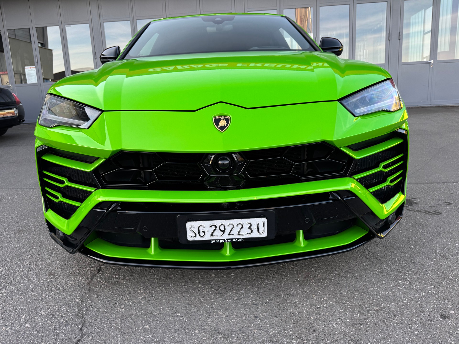 LAMBORGHINI Urus E-Gear-image-5