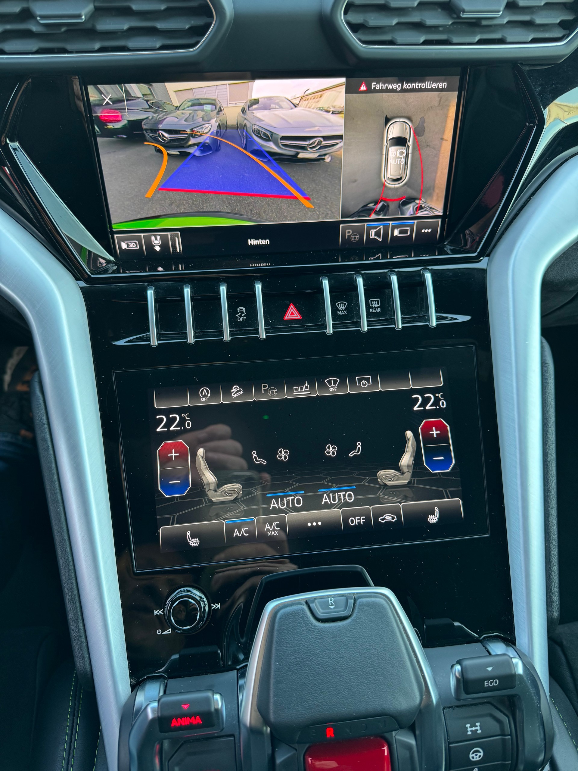 LAMBORGHINI Urus E-Gear-image-15