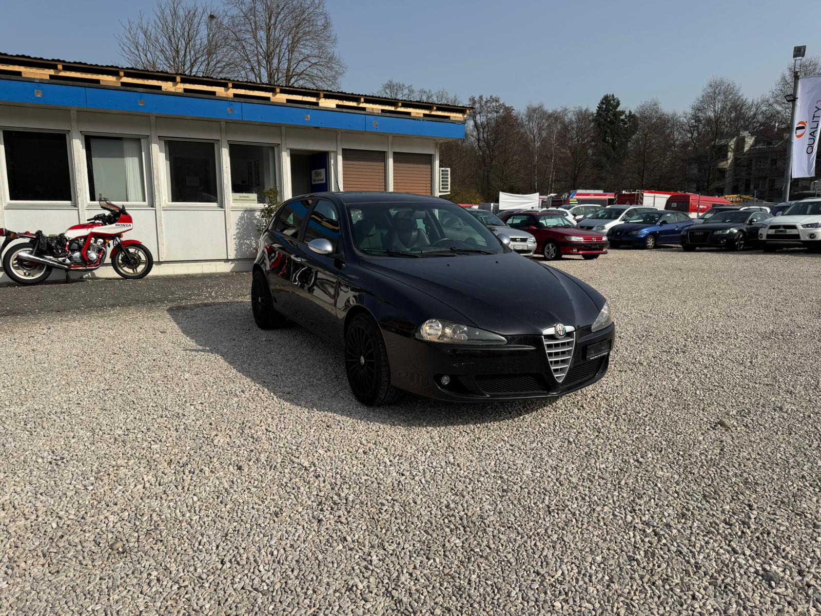 ALFA ROMEO 147 1.9 16V JTD Faces-showroom-element-2