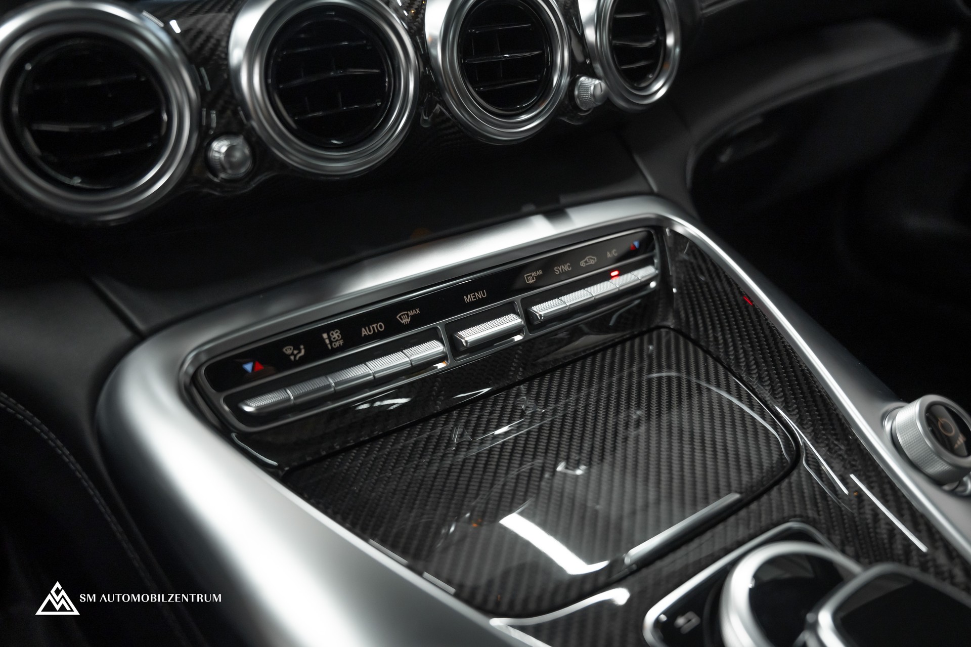 MERCEDES-BENZ AMG GT Coupé / OHNE OPF / Panorama / Performance Abgasanlage / Memory-image-27