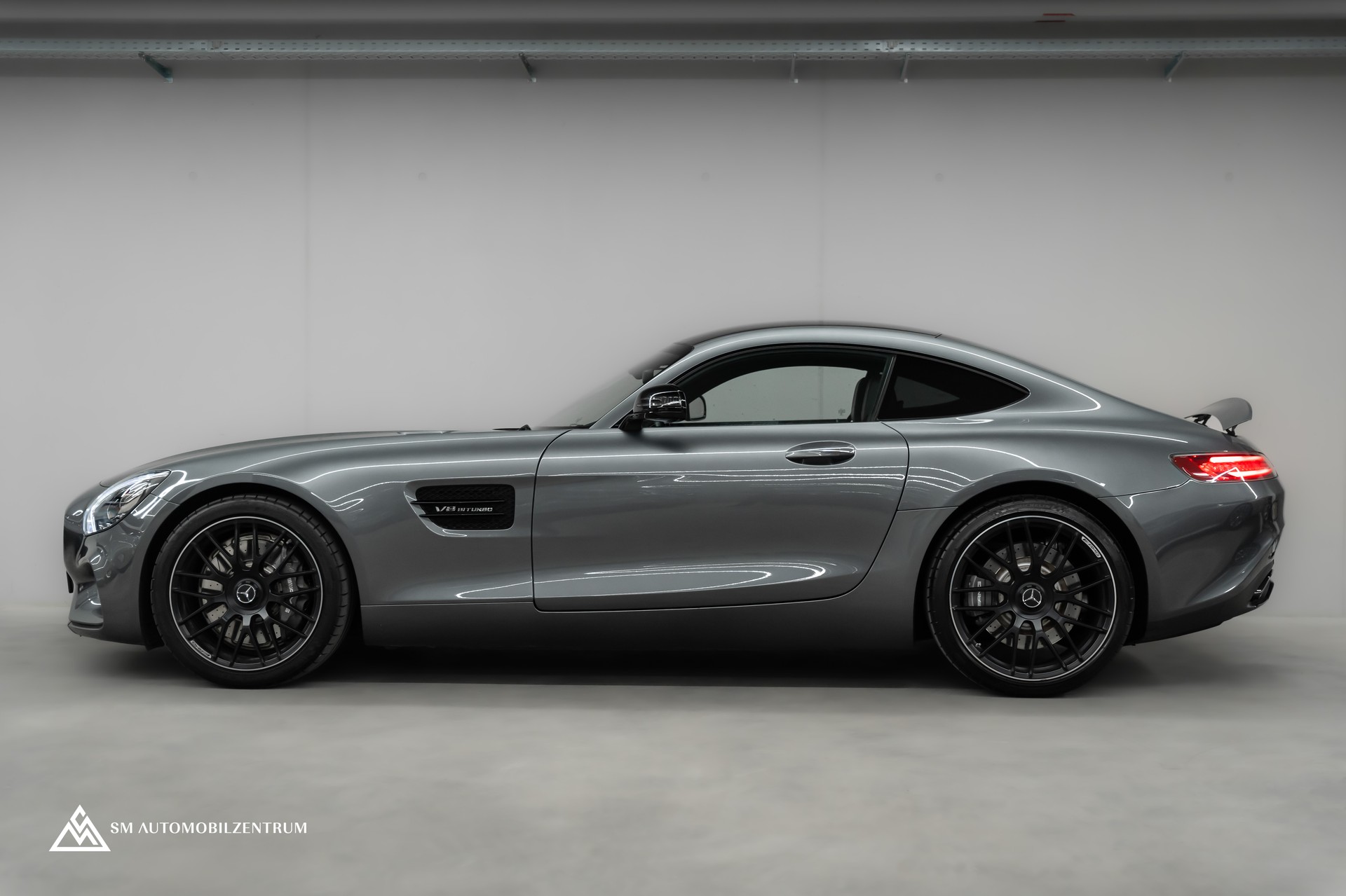 MERCEDES-BENZ AMG GT Coupé / OHNE OPF / Panorama / Performance Abgasanlage / Memory-image-5