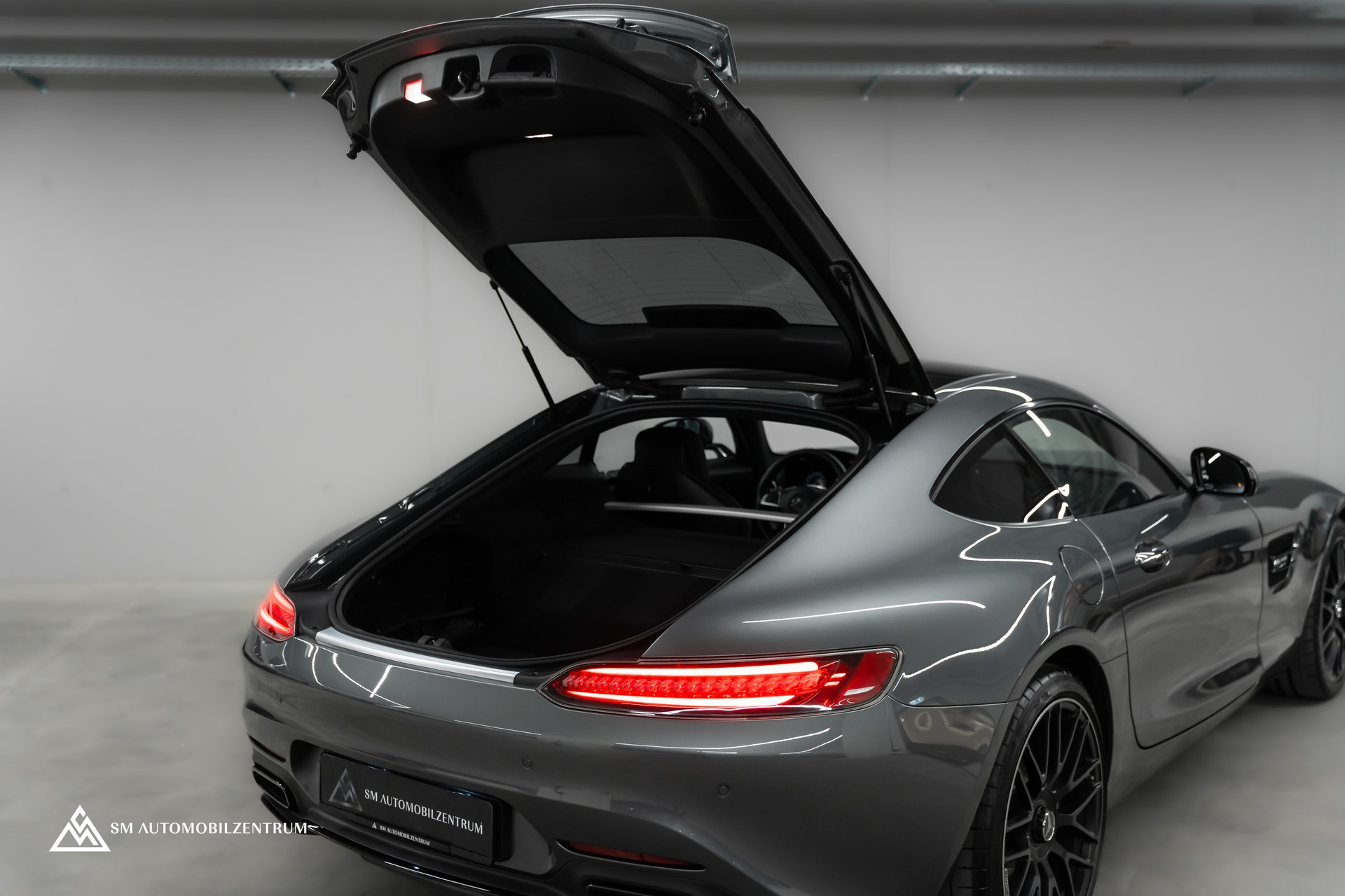 MERCEDES-BENZ AMG GT Coupé / OHNE OPF / Panorama / Performance Abgasanlage / Memory-image-10
