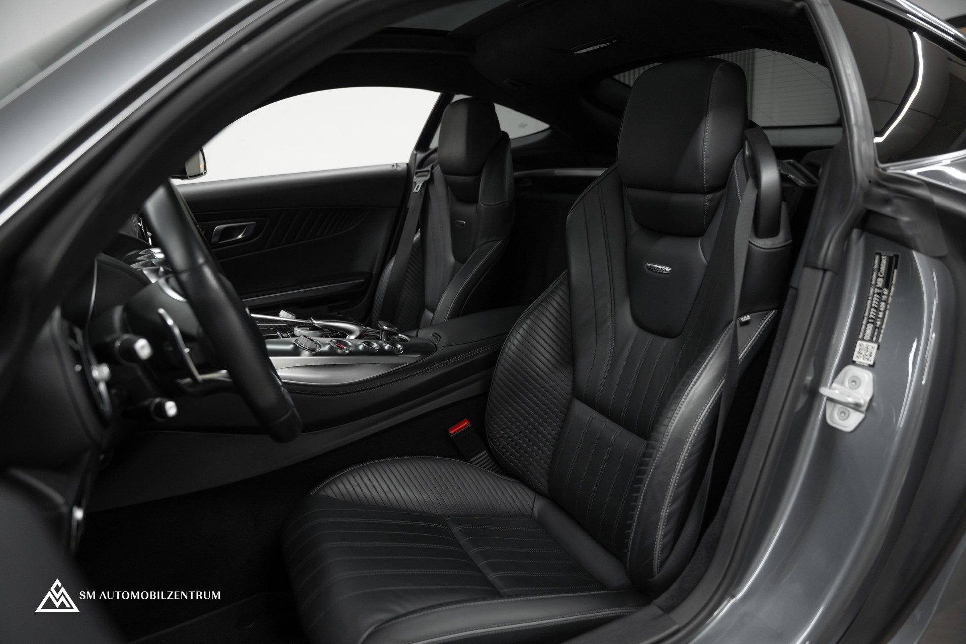 MERCEDES-BENZ AMG GT Coupé / OHNE OPF / Panorama / Performance Abgasanlage / Memory-image-18