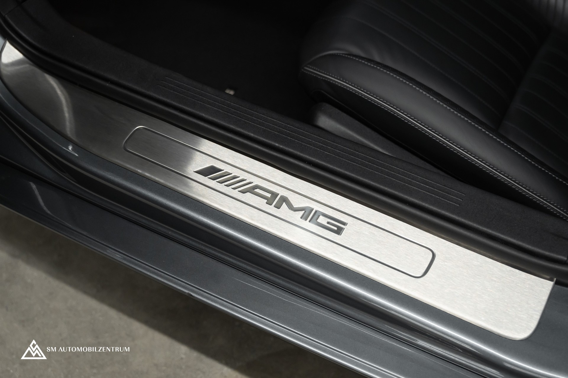 MERCEDES-BENZ AMG GT Coupé / OHNE OPF / Panorama / Performance Abgasanlage / Memory-image-19