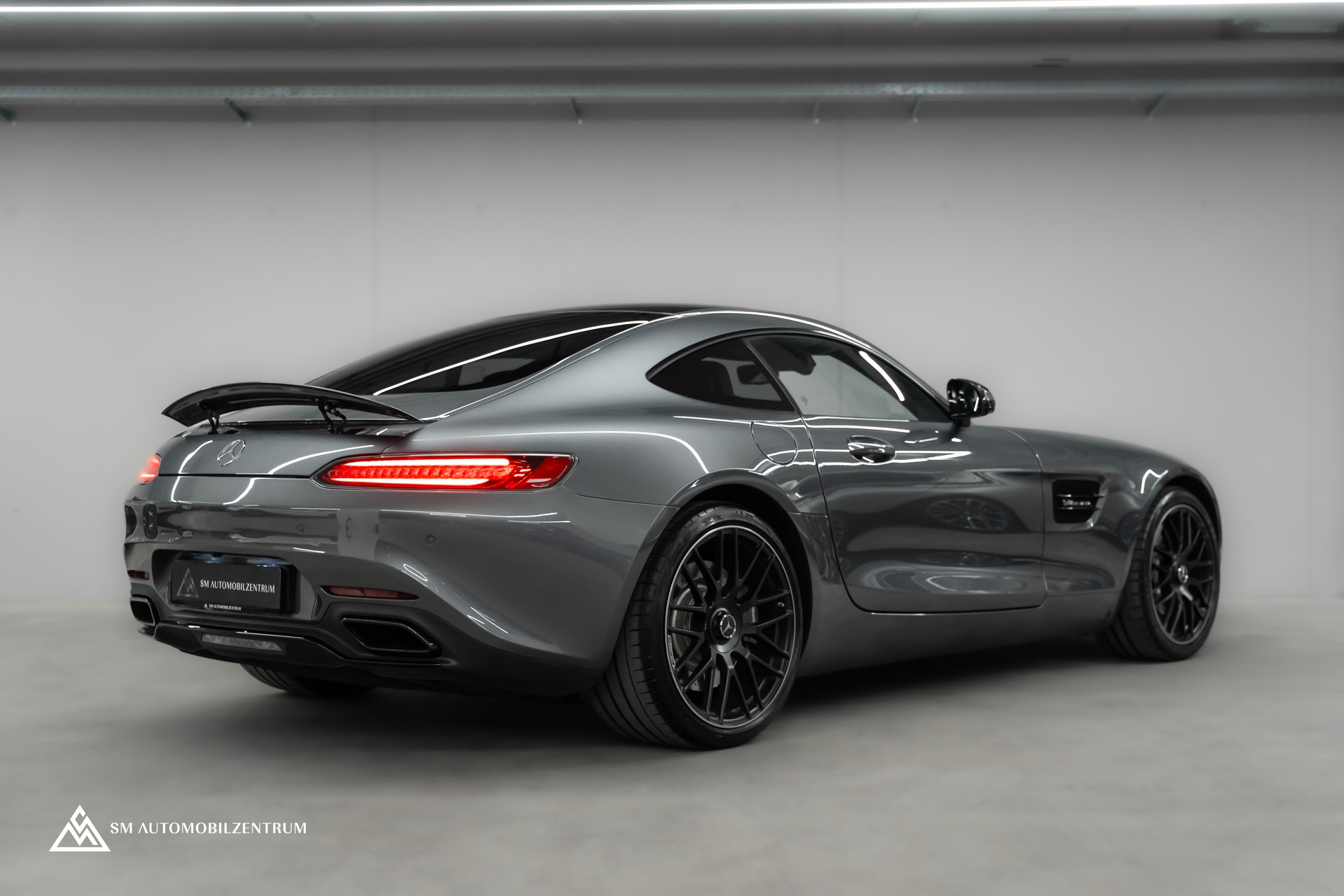 MERCEDES-BENZ AMG GT Coupé / OHNE OPF / Panorama / Performance Abgasanlage / Memory-image-8