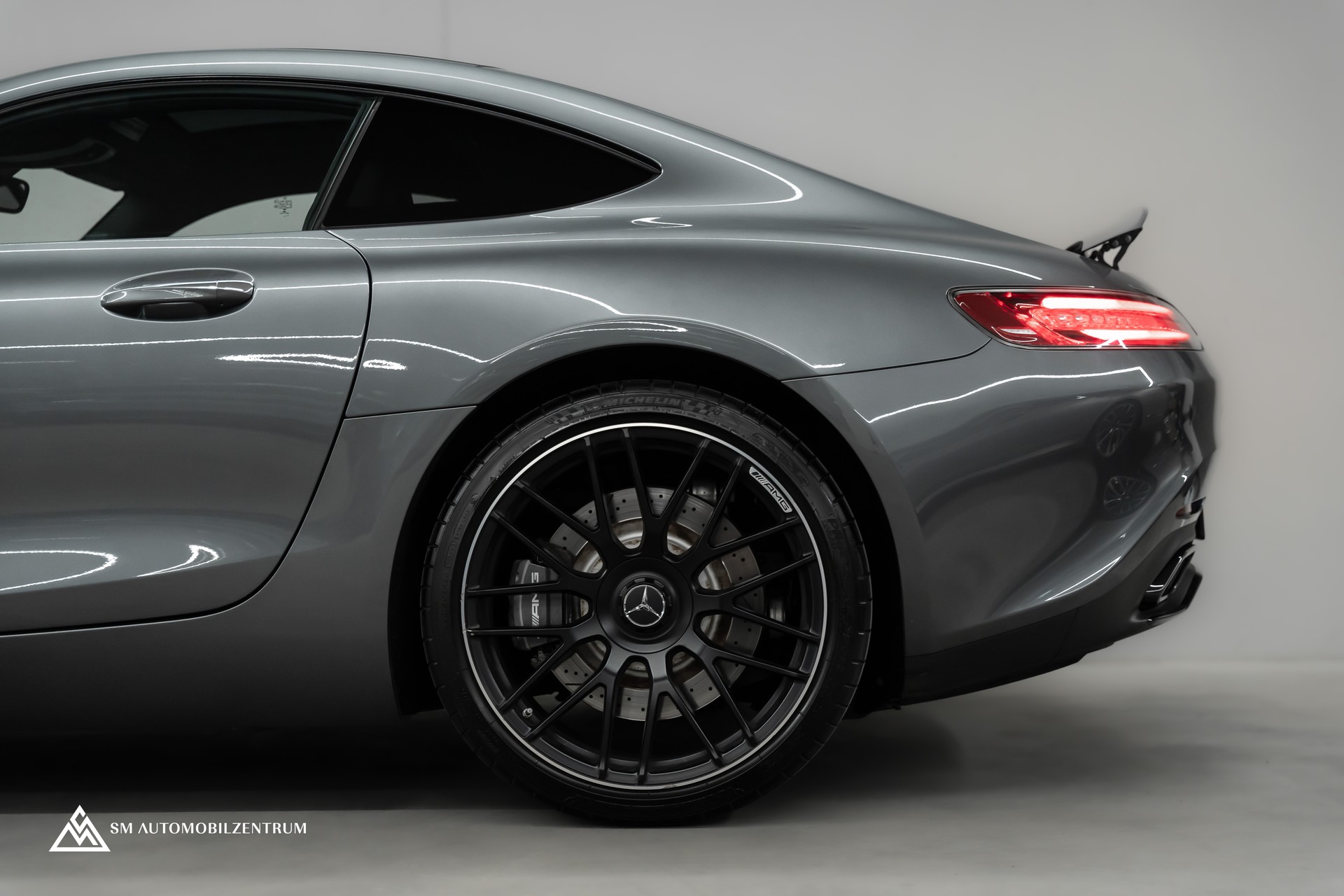 MERCEDES-BENZ AMG GT Coupé / OHNE OPF / Panorama / Performance Abgasanlage / Memory-image-7