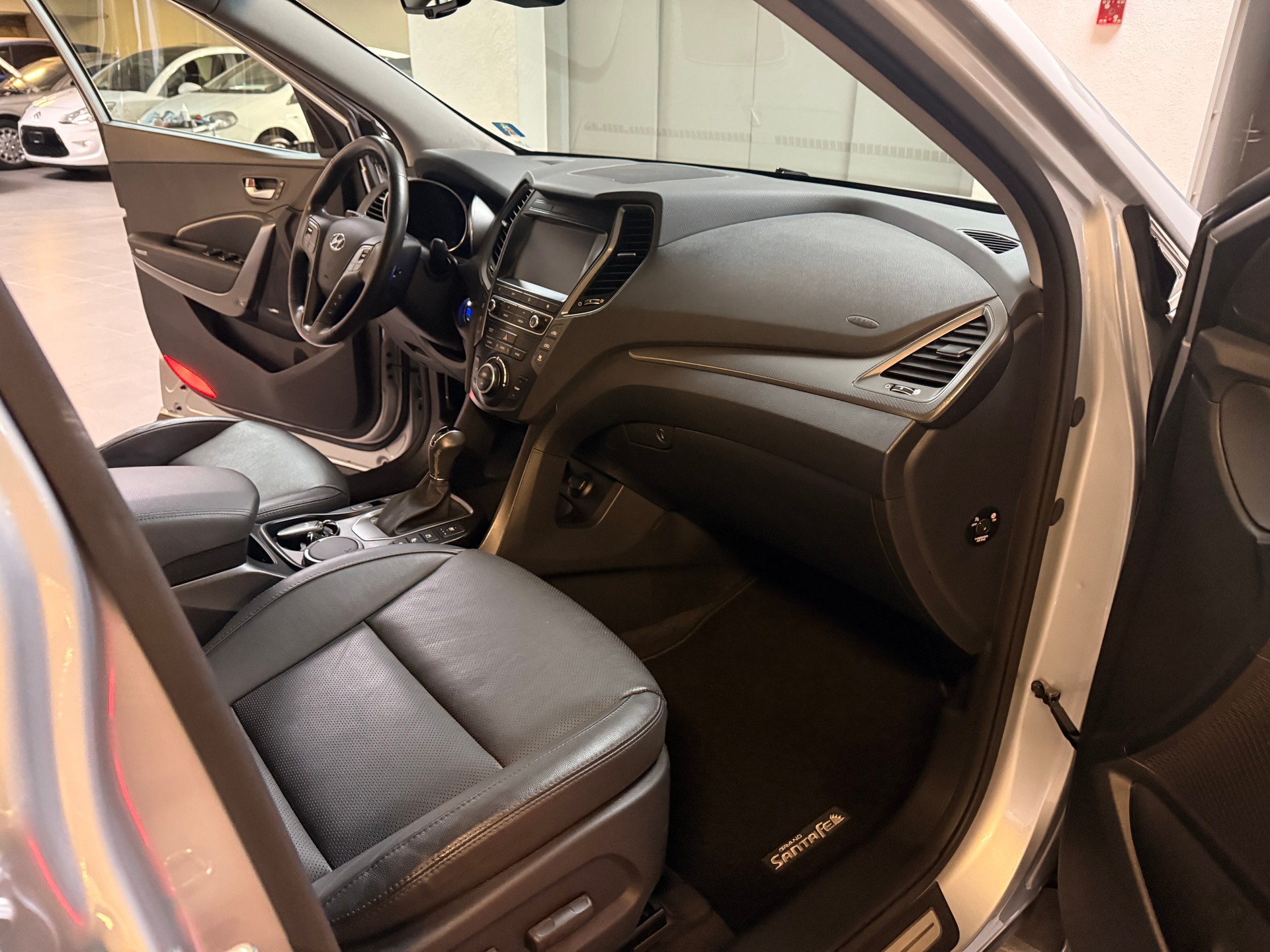 HYUNDAI Gr.SantaFe 2.2 CRDI Vertex 4WD Automatic-image-16