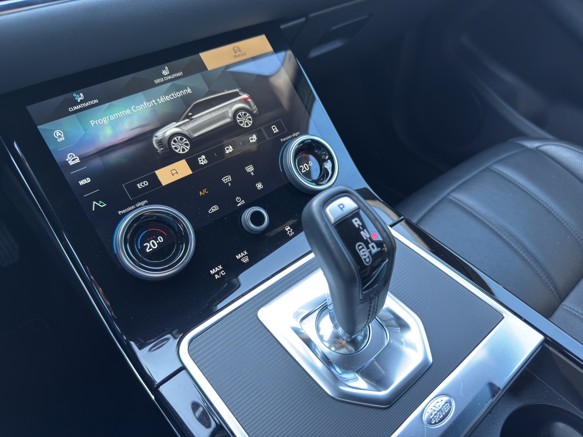 LAND ROVER Range Rover Evoque R-Dynamic P 250 SE AT9-image-11