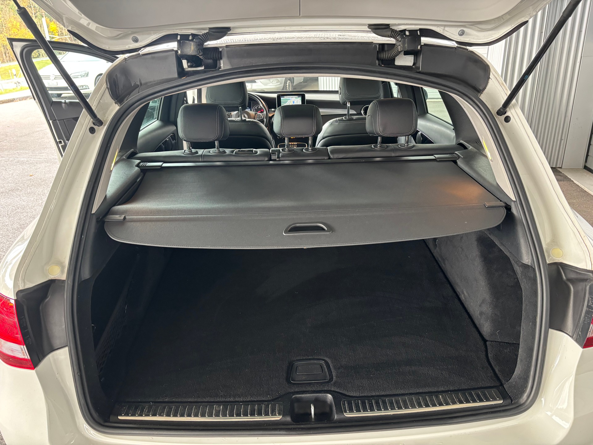 MERCEDES-BENZ GLC 220 d Exclusive 4Matic 9G-Tronic-image-9