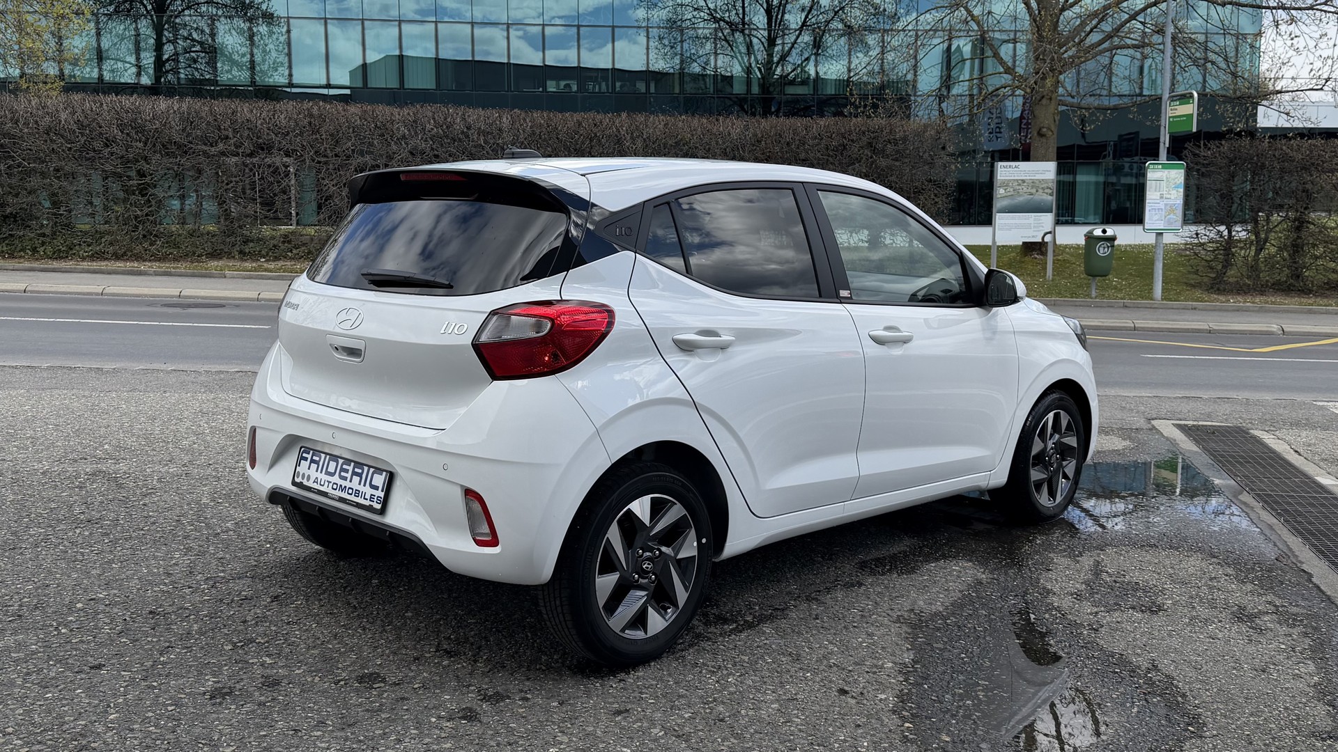 HYUNDAI i10 1.2 Amplia Aut.-showroom-element-3