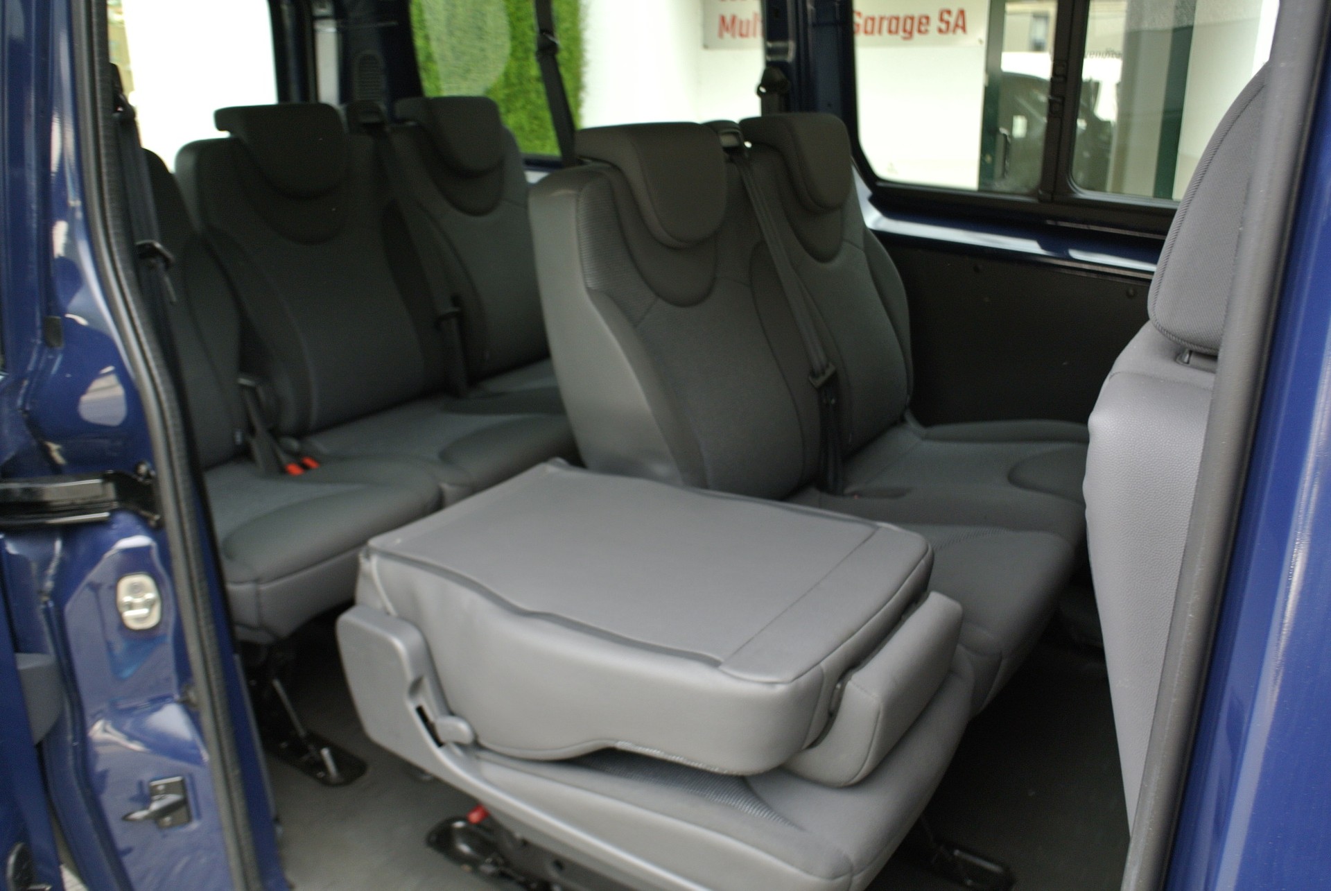 CITROEN Jumpy 2.0 HDi L2H1 Attraction-image-19